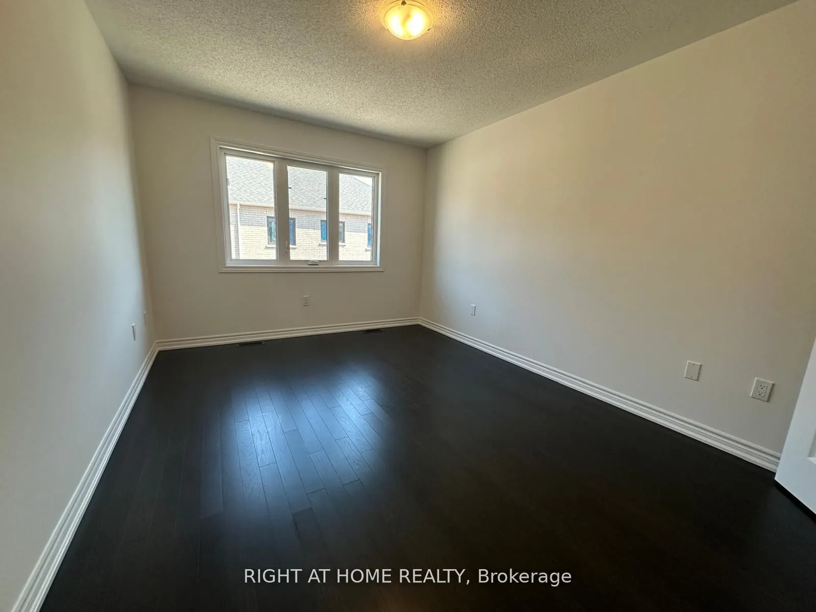 516 Celandine Terrace