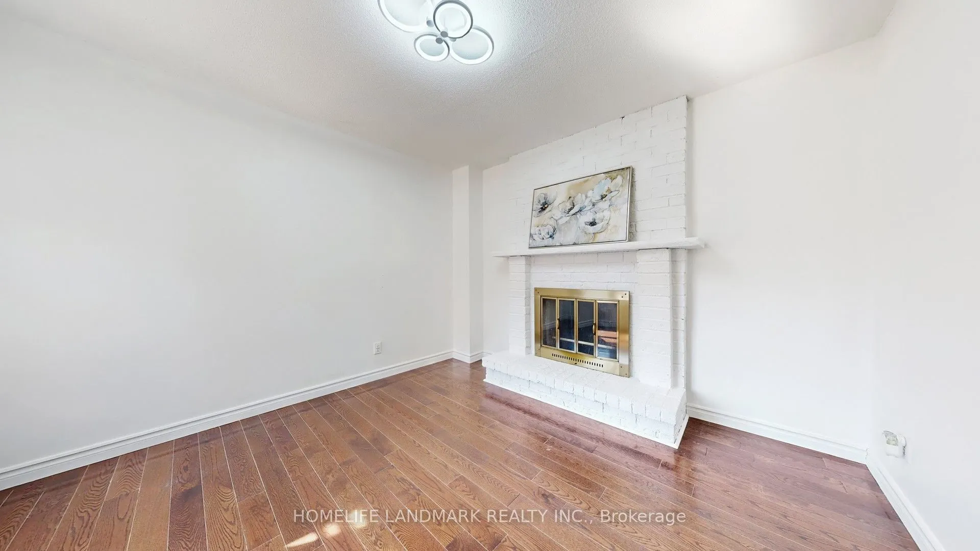 373 Kingsbridge Garden Circle