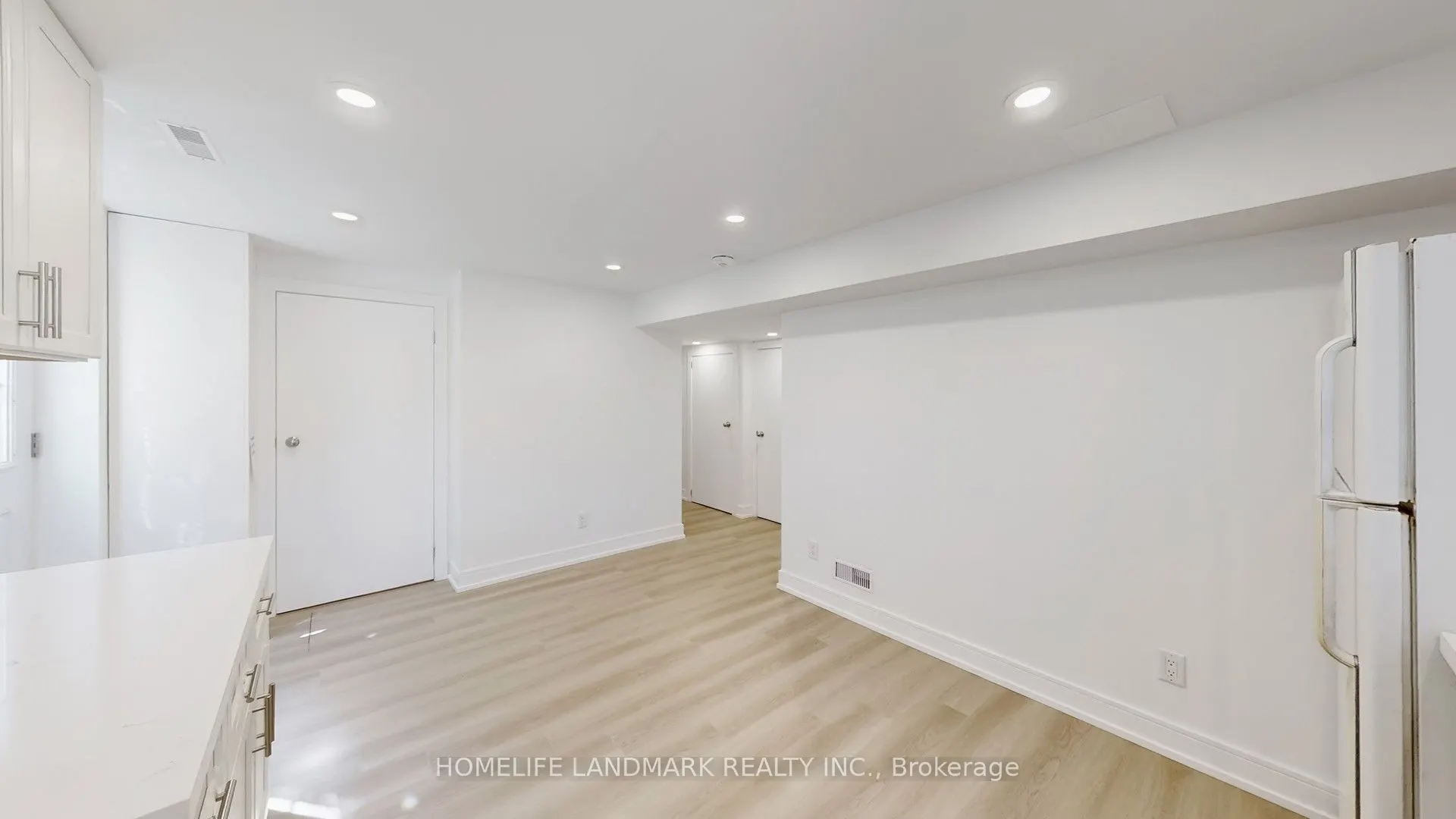 373 Kingsbridge Garden Circle