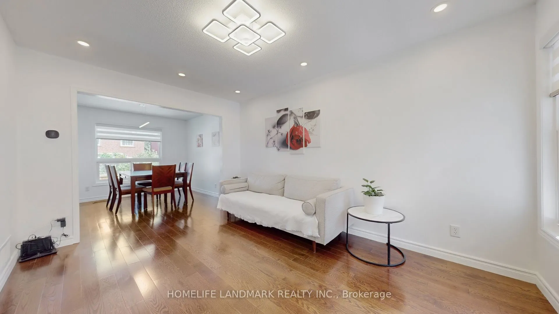 373 Kingsbridge Garden Circle