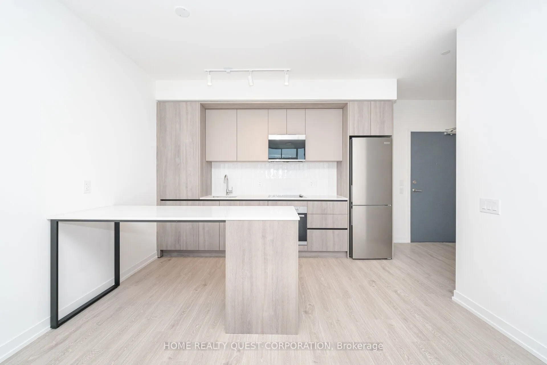 2485 Eglinton Avenue W, #1510