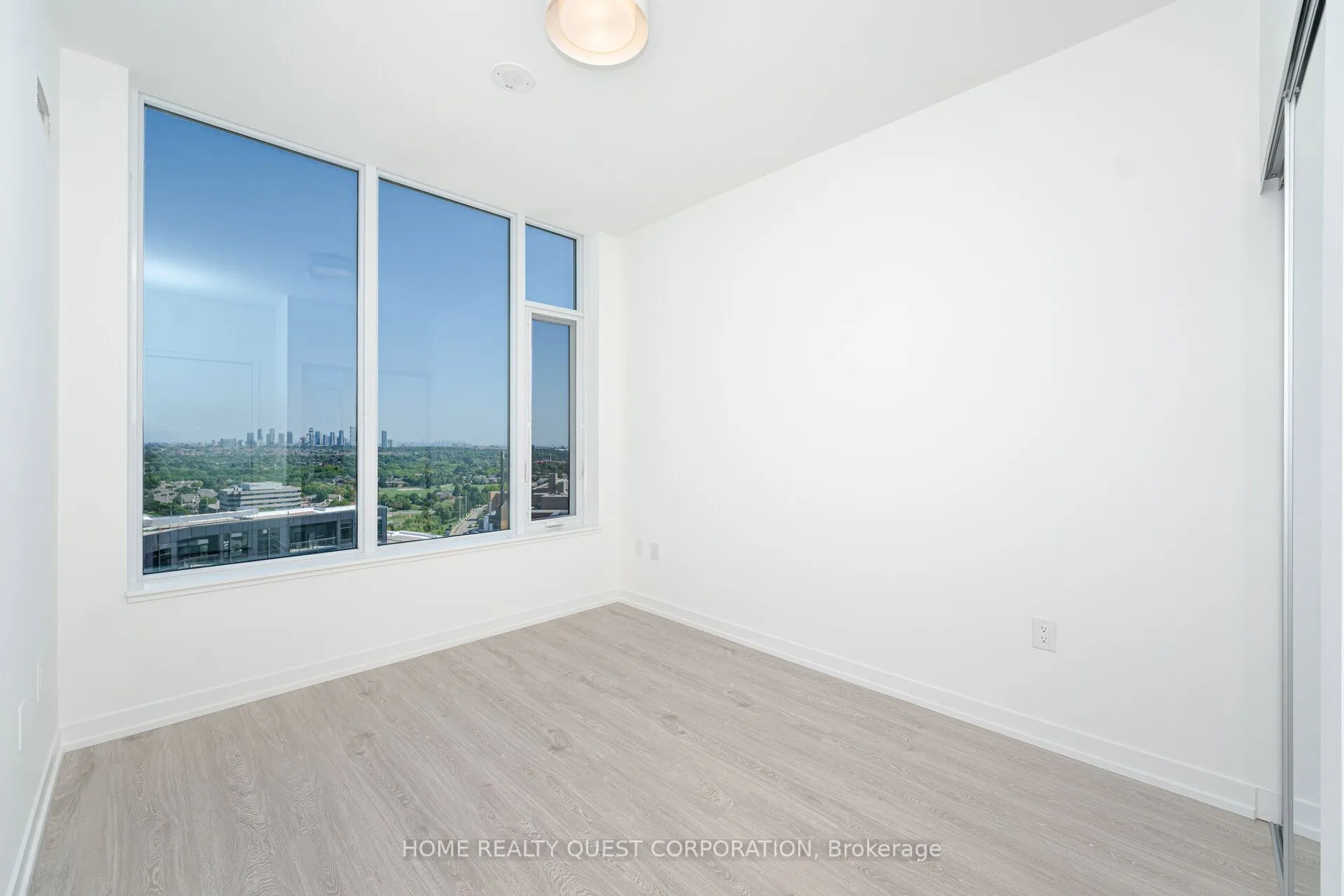 2485 Eglinton Avenue W, #1510