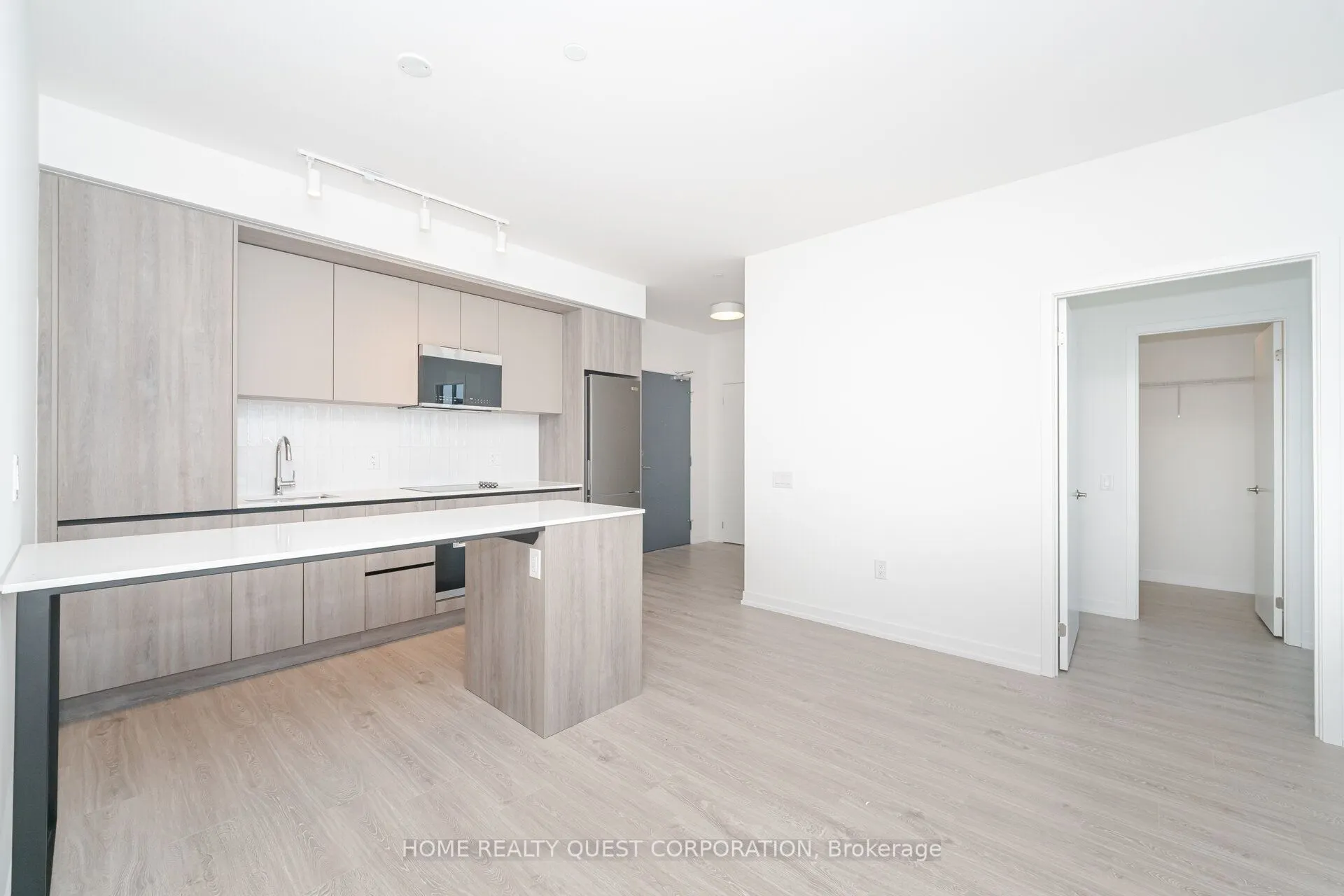 2485 Eglinton Avenue W, #1510