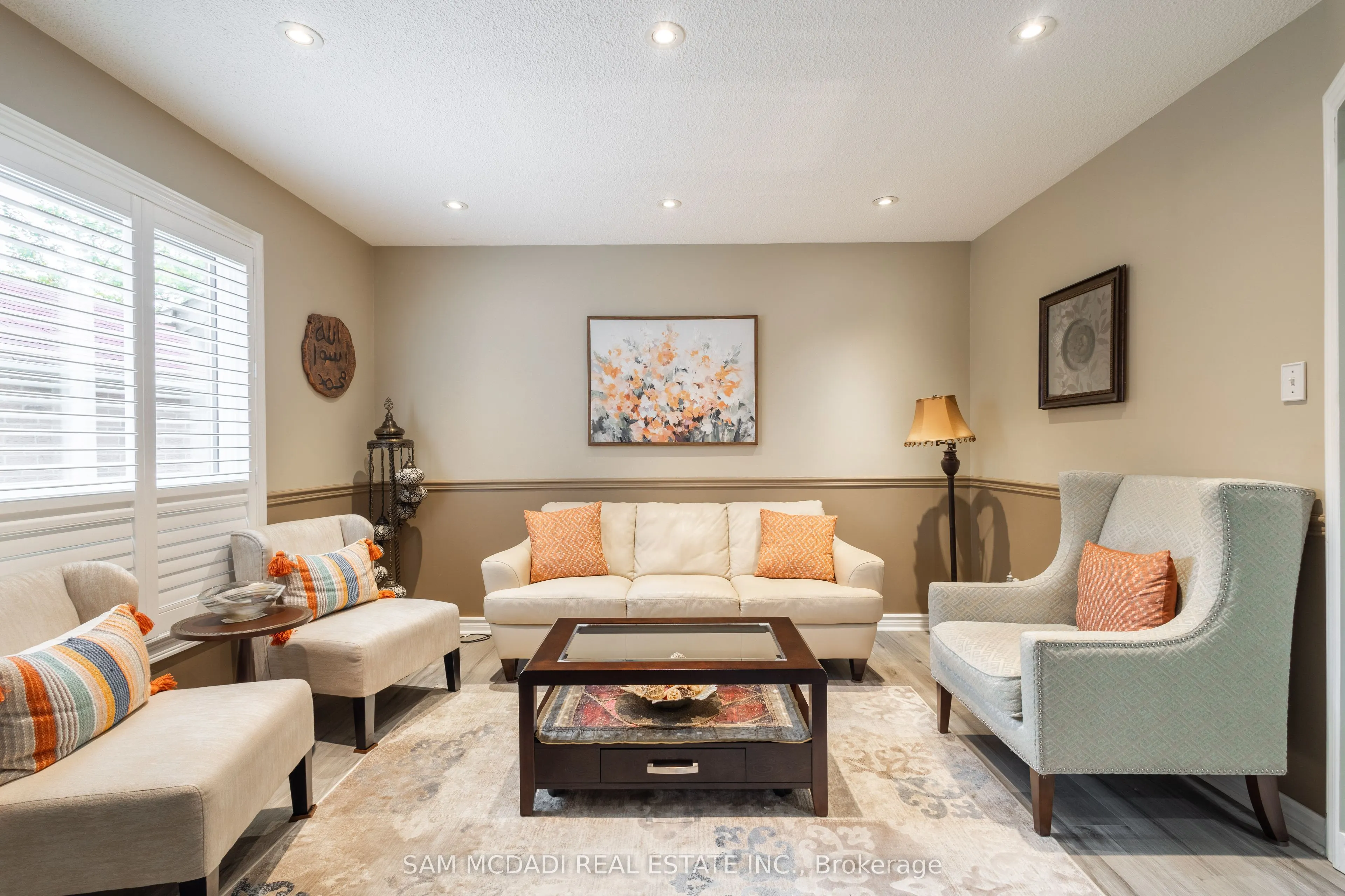 3183 Valcourt Crescent