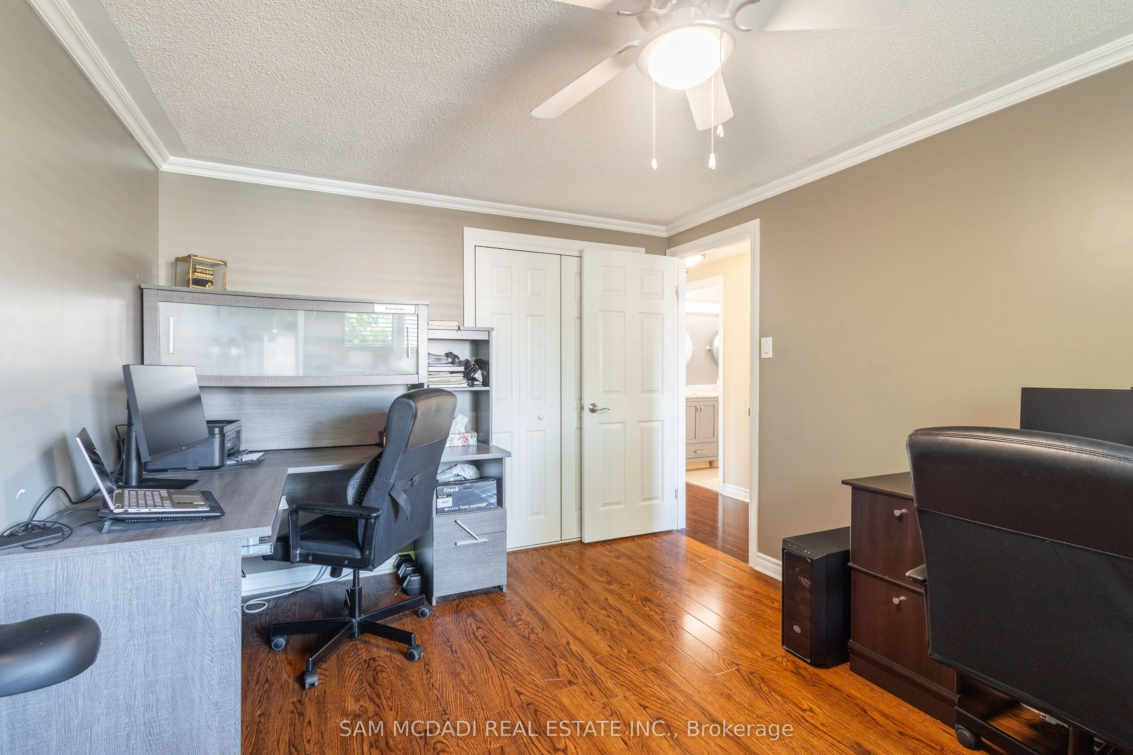 3183 Valcourt Crescent