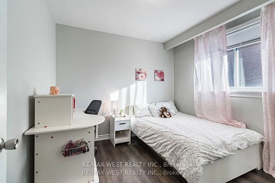 24 Clarion Road, #Main