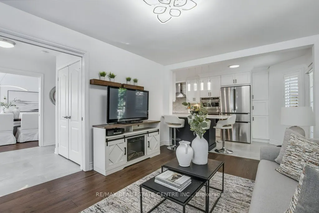 5480 Glen Erin Drive, #68