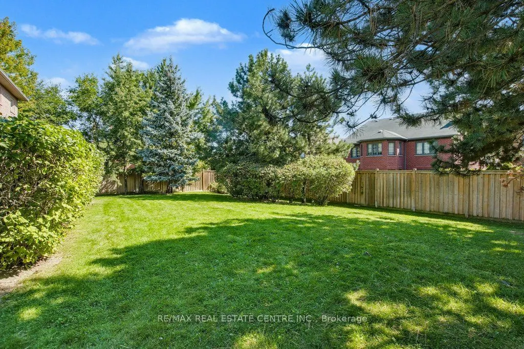 5480 Glen Erin Drive, #68