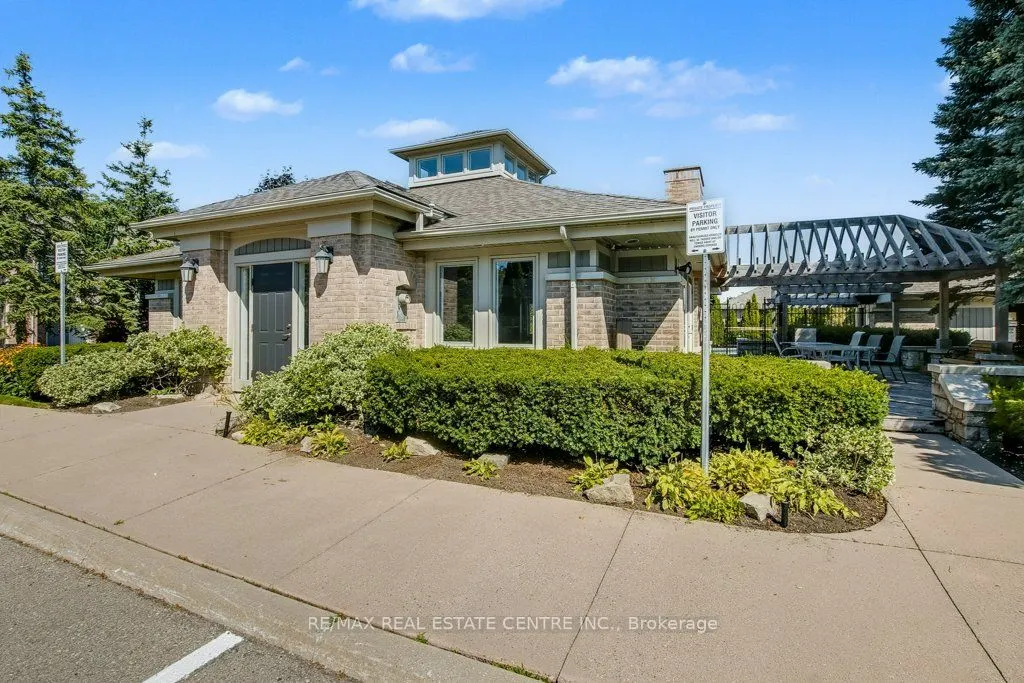 5480 Glen Erin Drive, #68