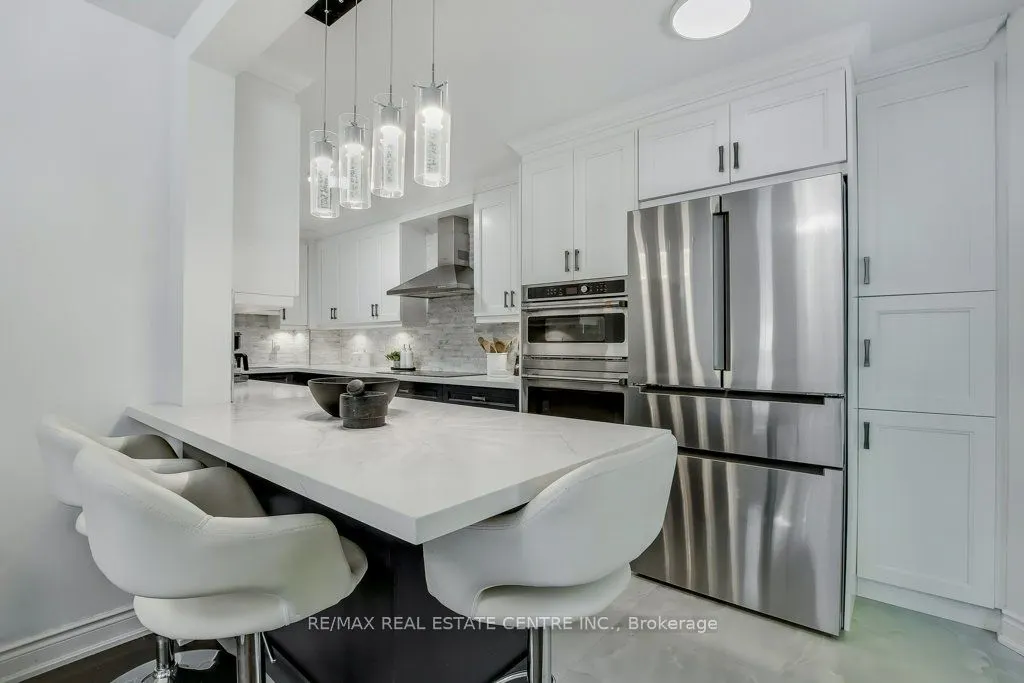 5480 Glen Erin Drive, #68