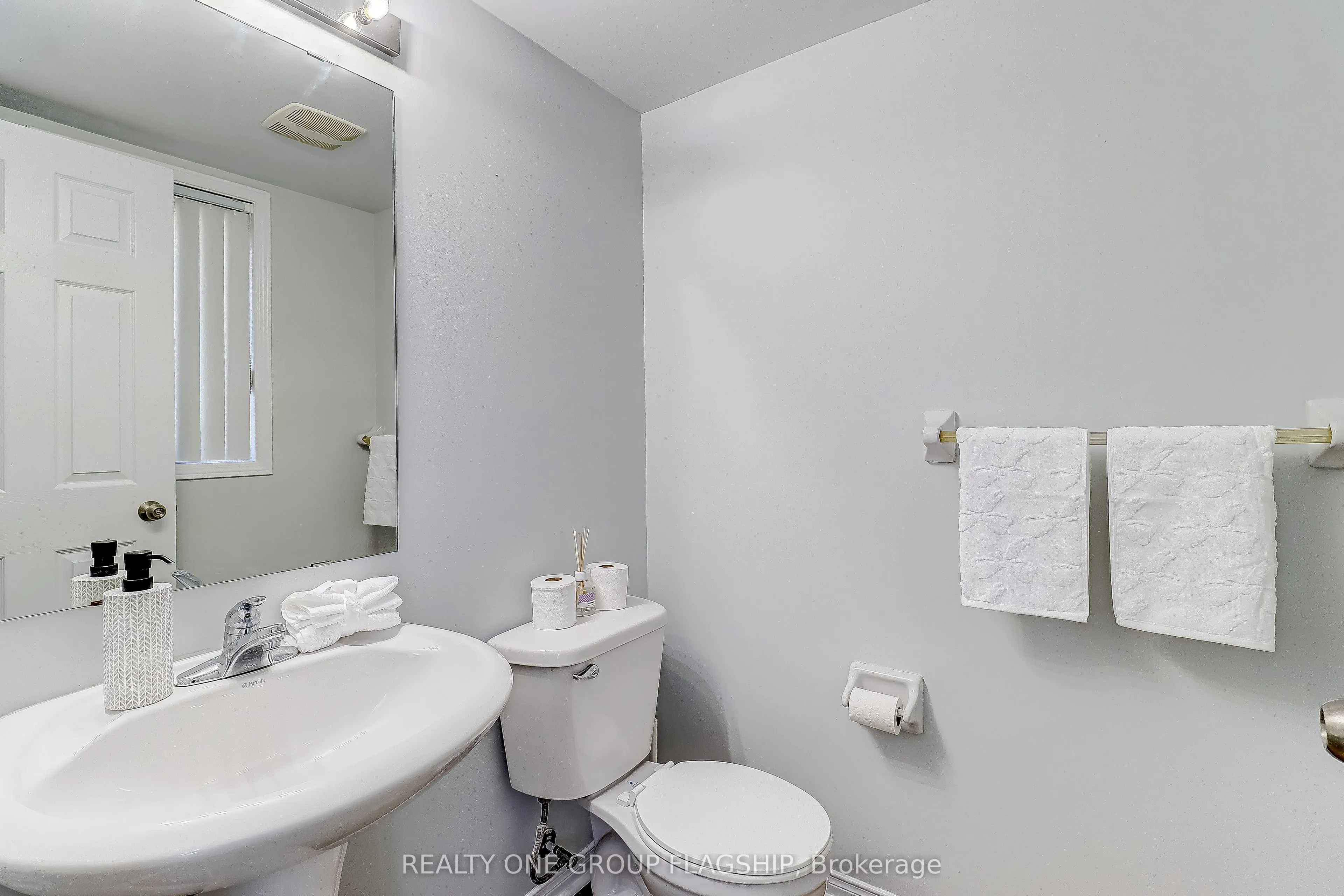 3050 Erin Centre Boulevard, #114