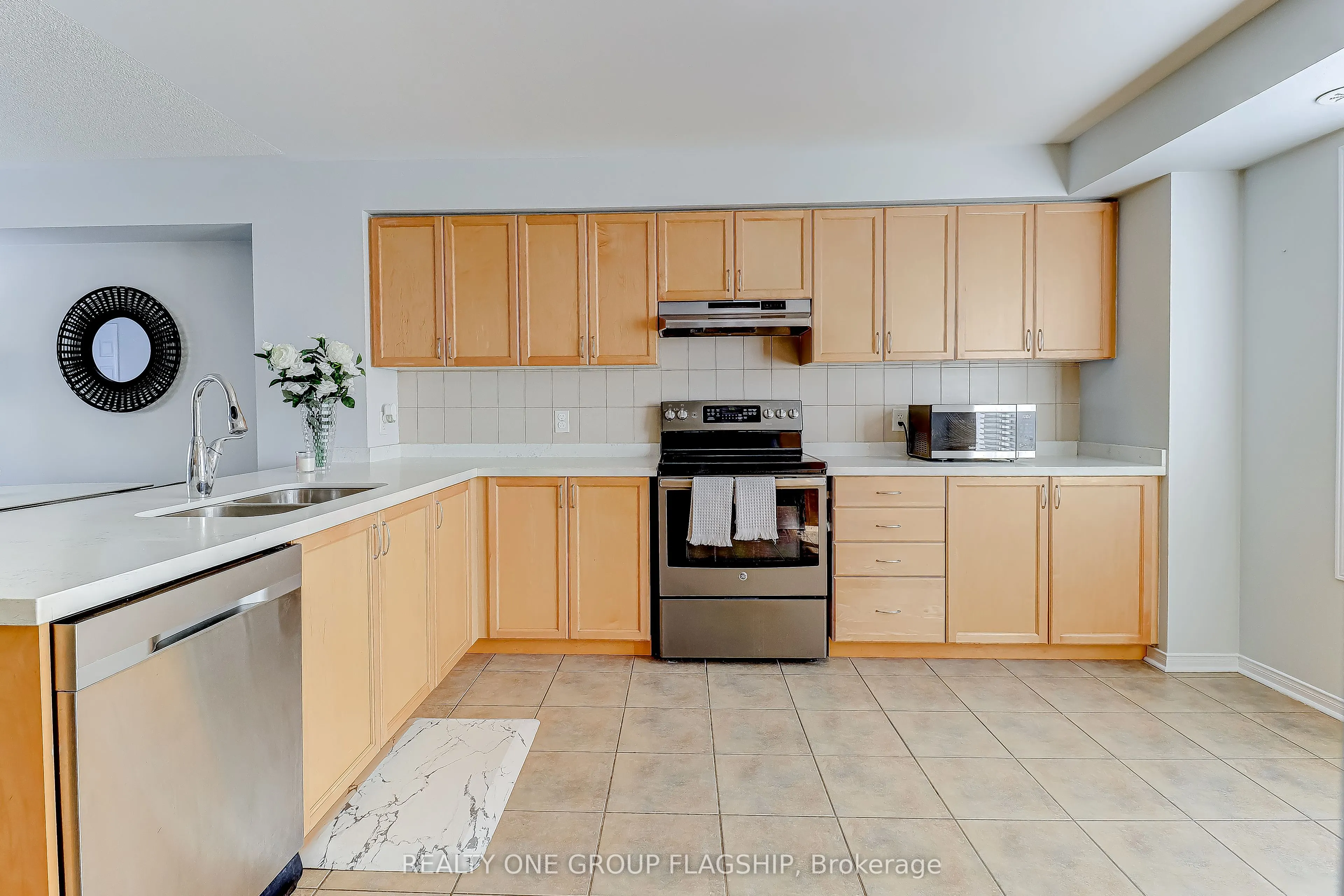 3050 Erin Centre Boulevard, #114