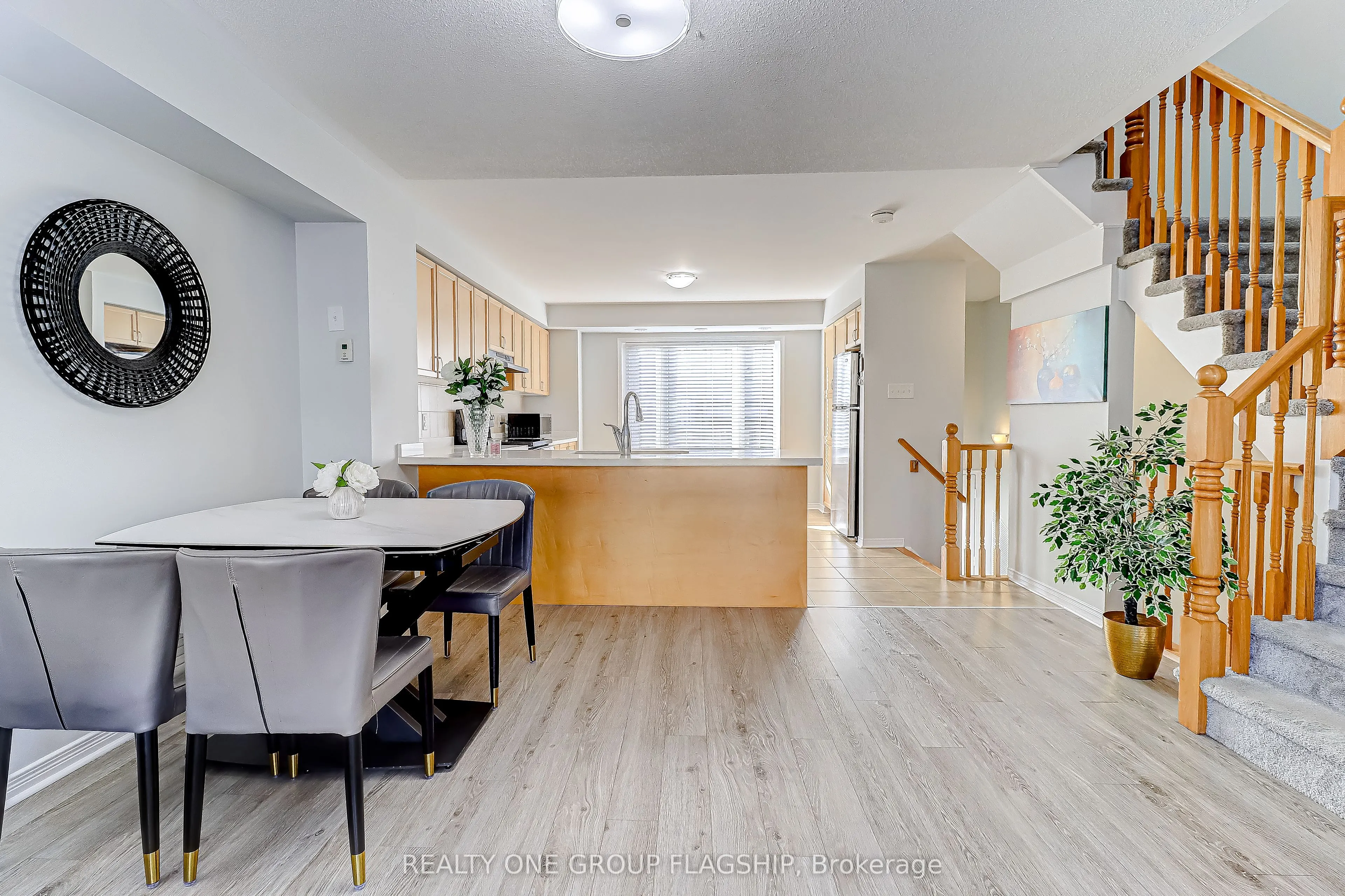 3050 Erin Centre Boulevard, #114