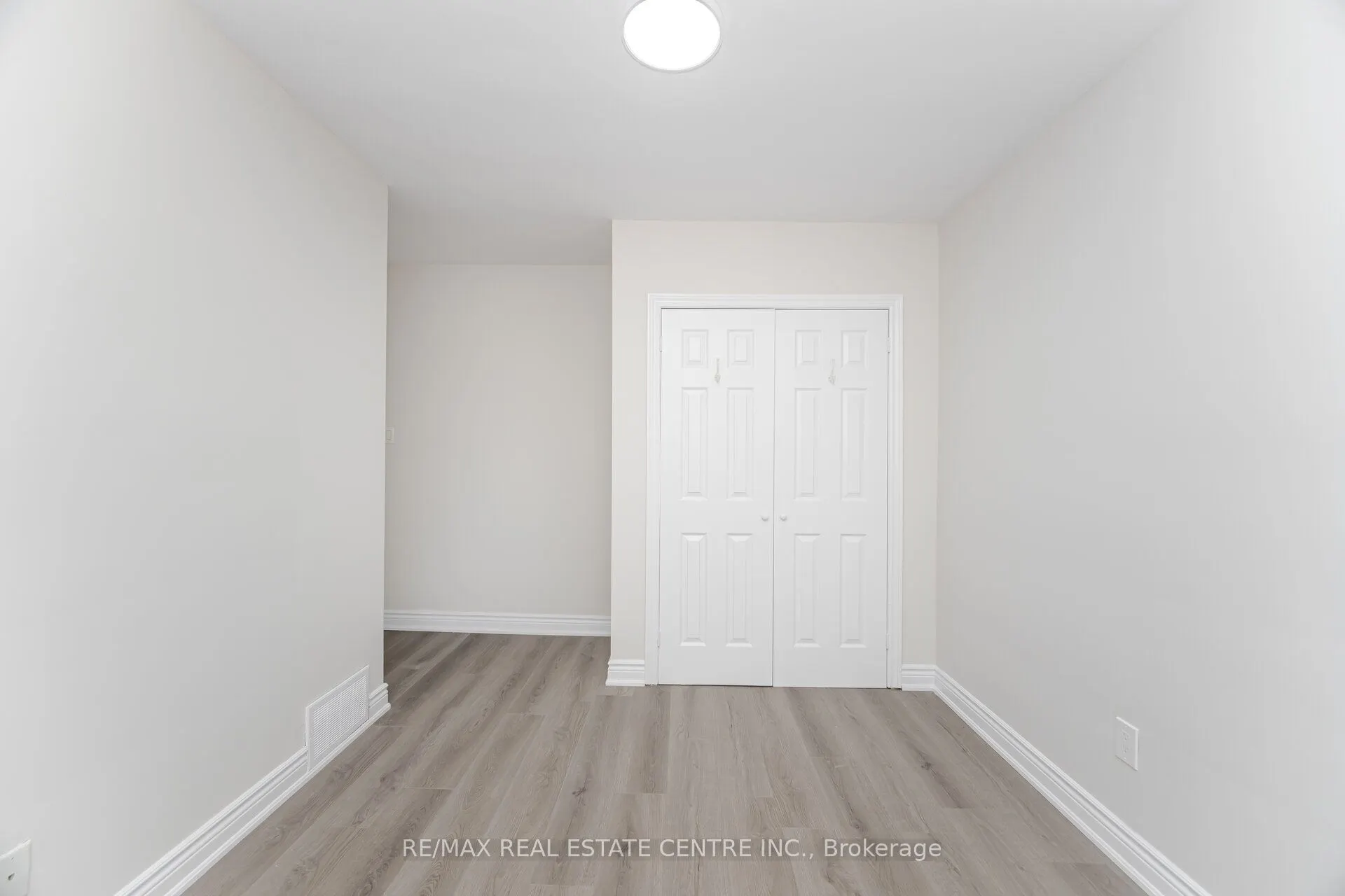 525 SWANN Drive