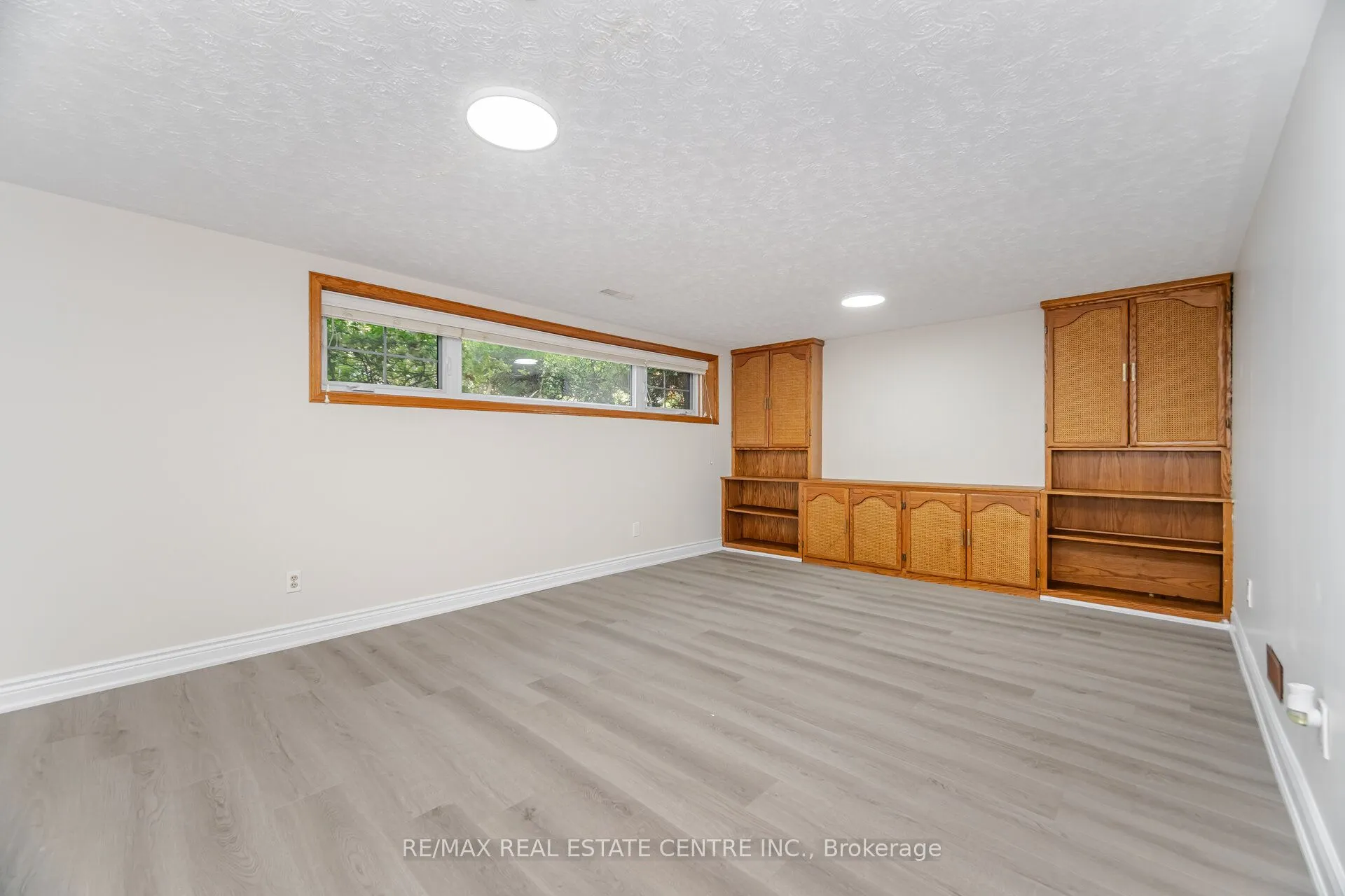 525 SWANN Drive