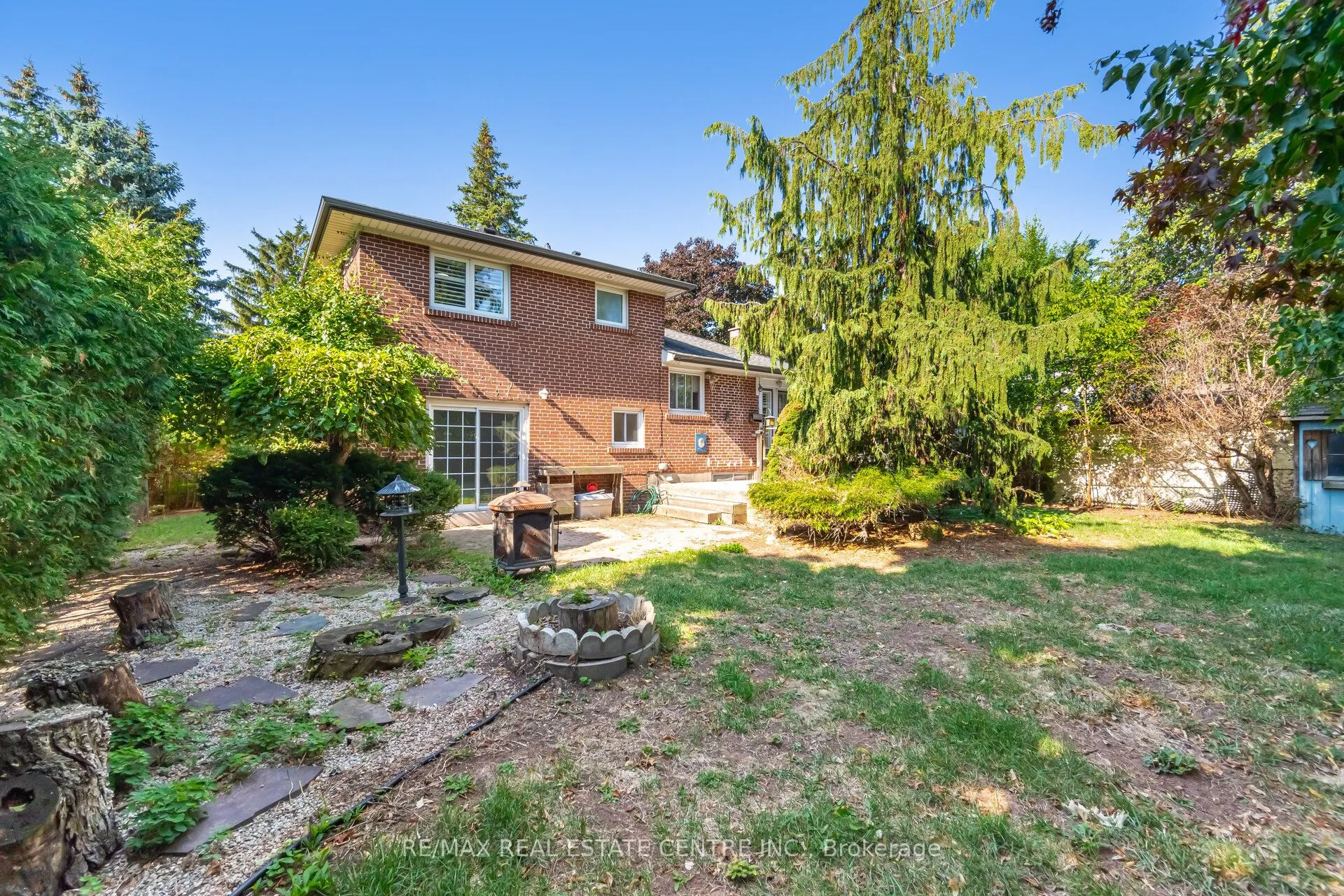 525 SWANN Drive