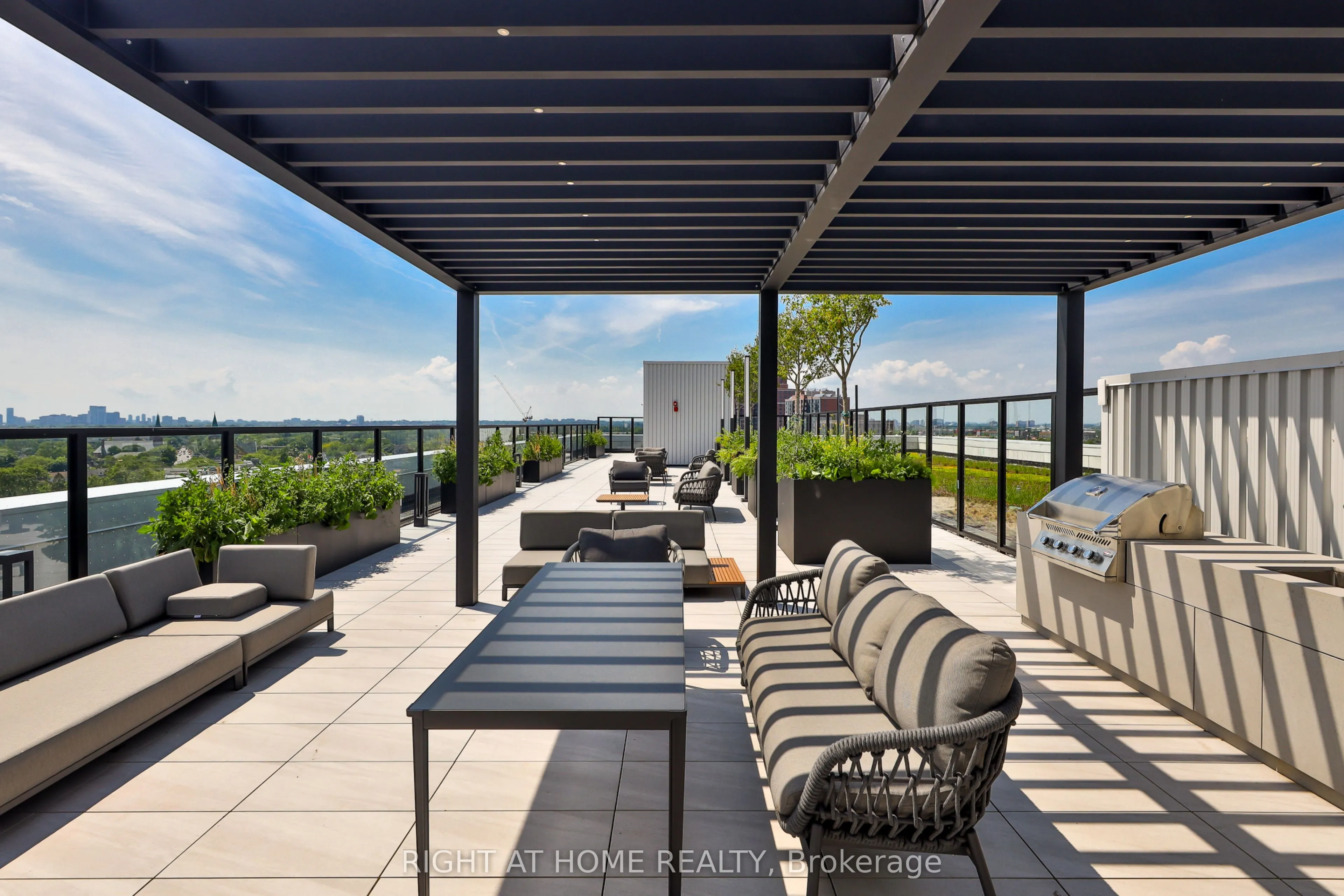 2720 Dundas Street W, #203