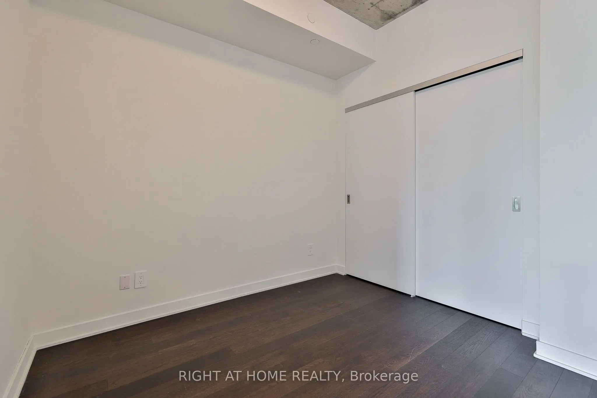 2720 Dundas Street W, #203