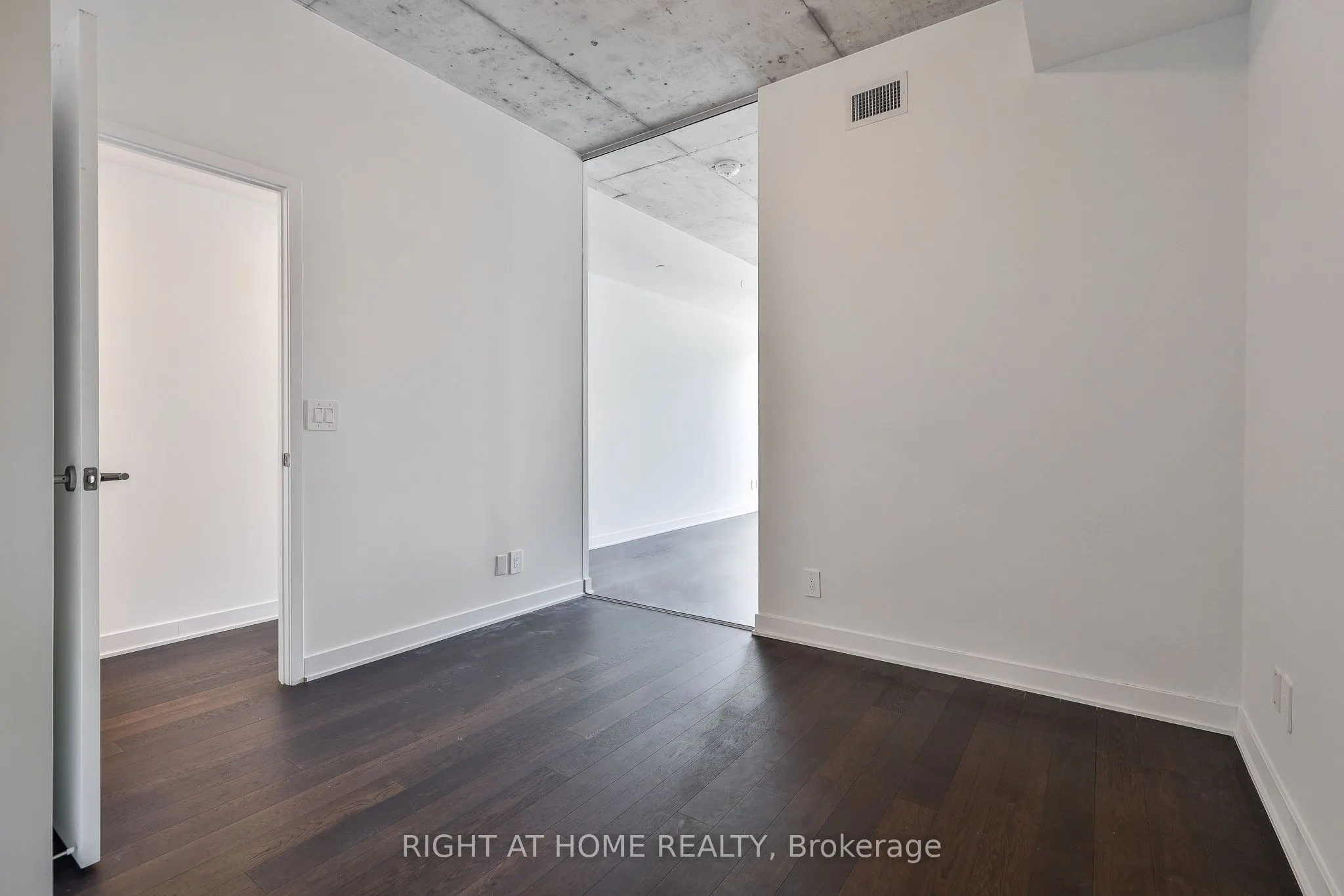 2720 Dundas Street W, #203