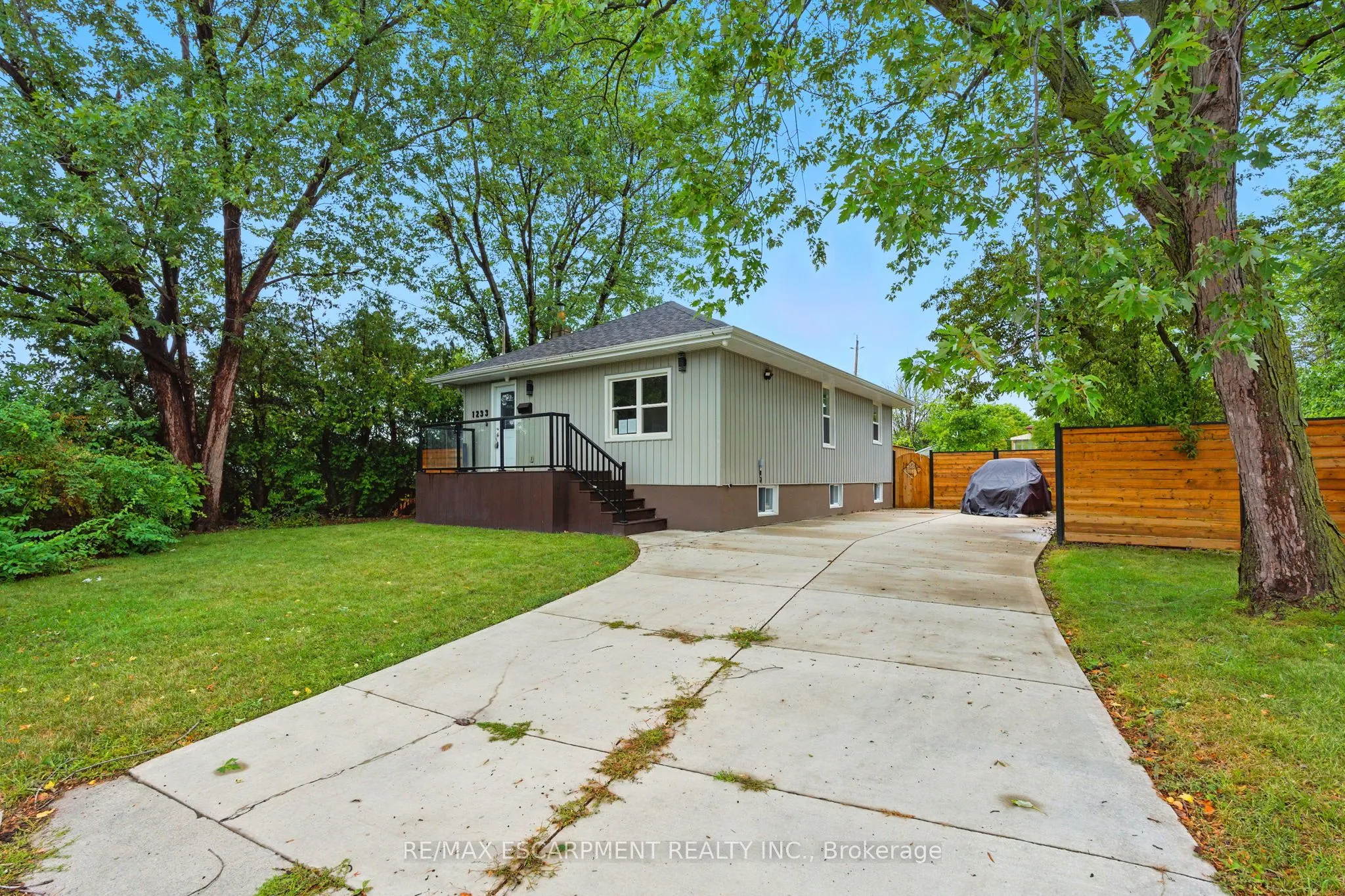 1233 Coric Avenue