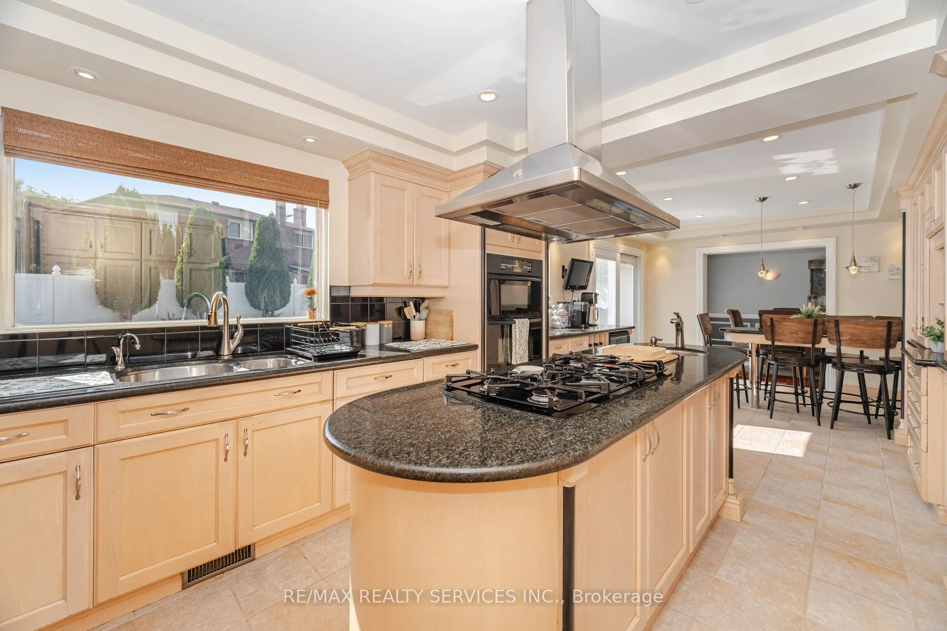 54 Maidstone Crescent