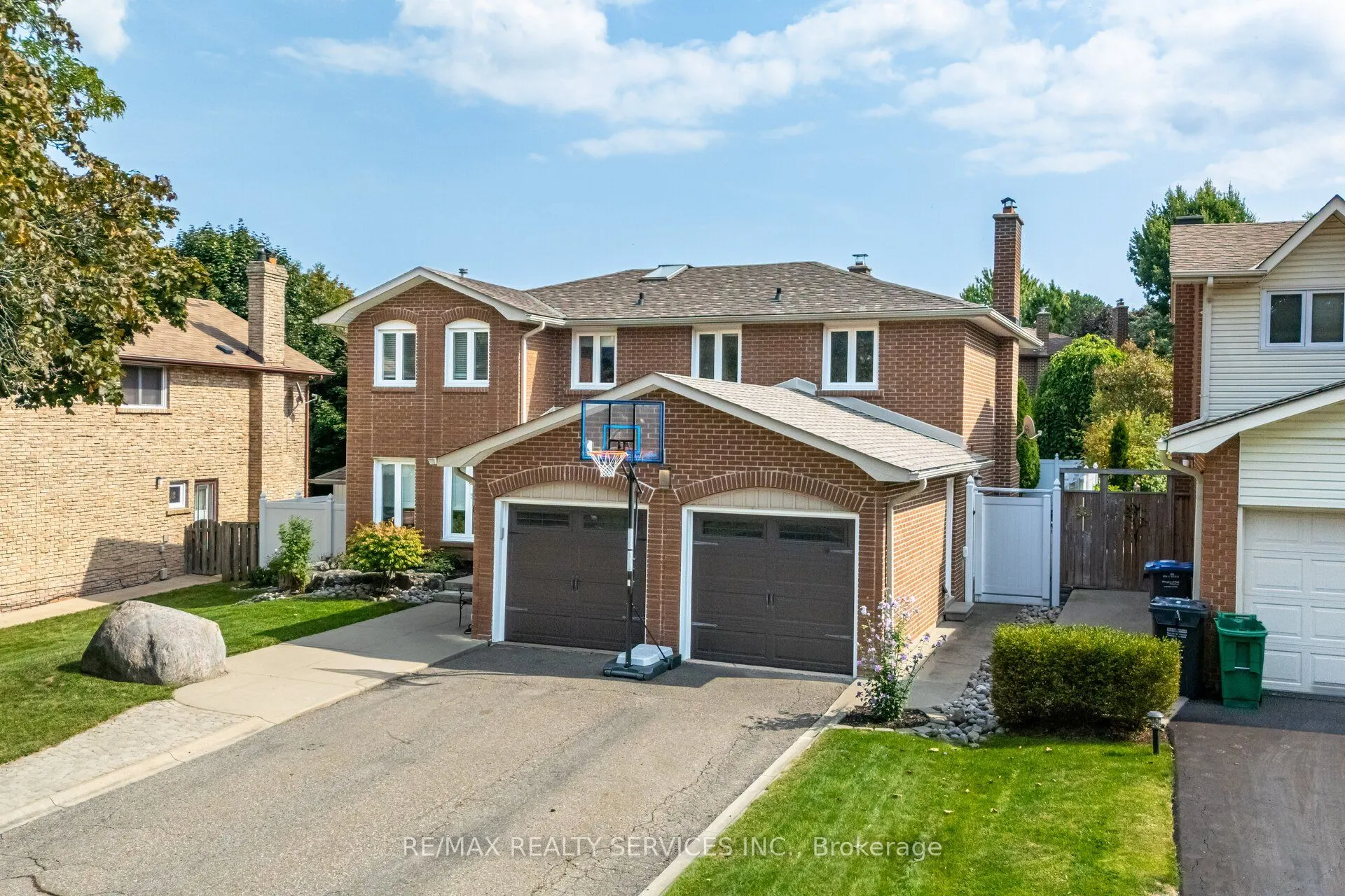 54 Maidstone Crescent