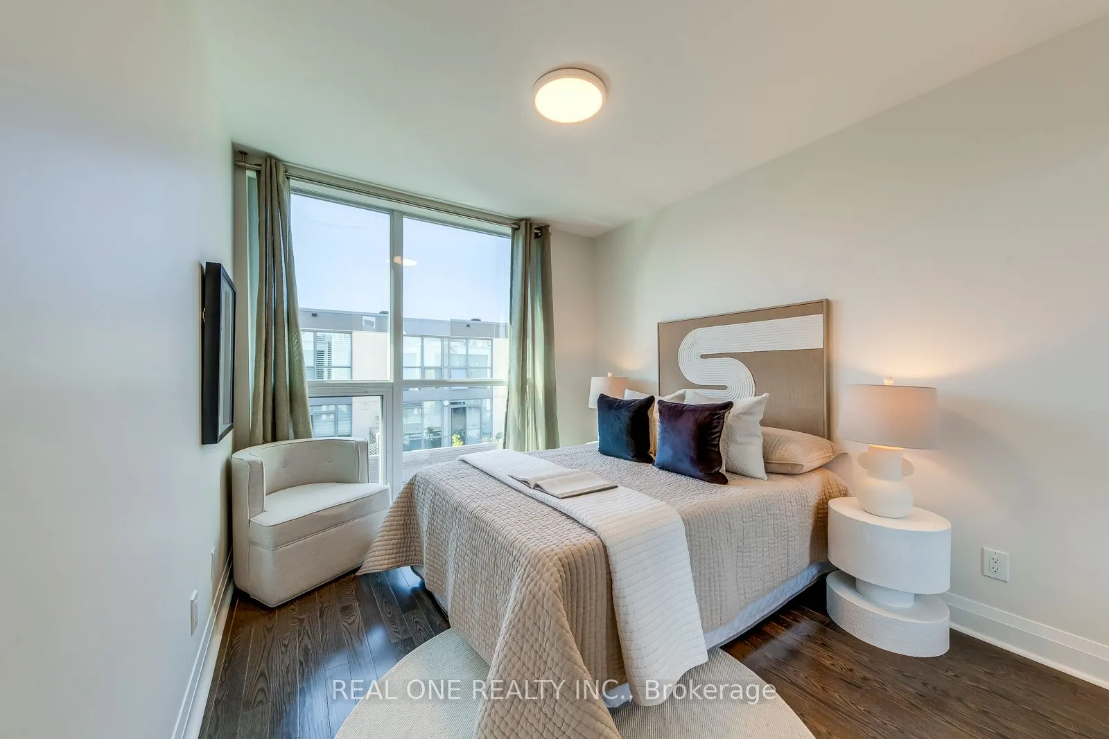 100 Little Creek Road, #5