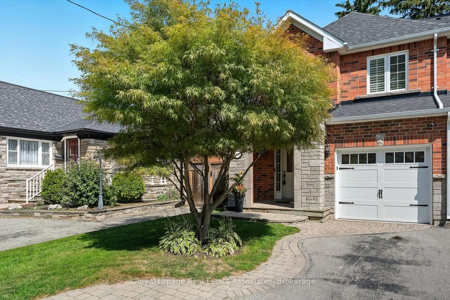 47A Oakwood Avenue N