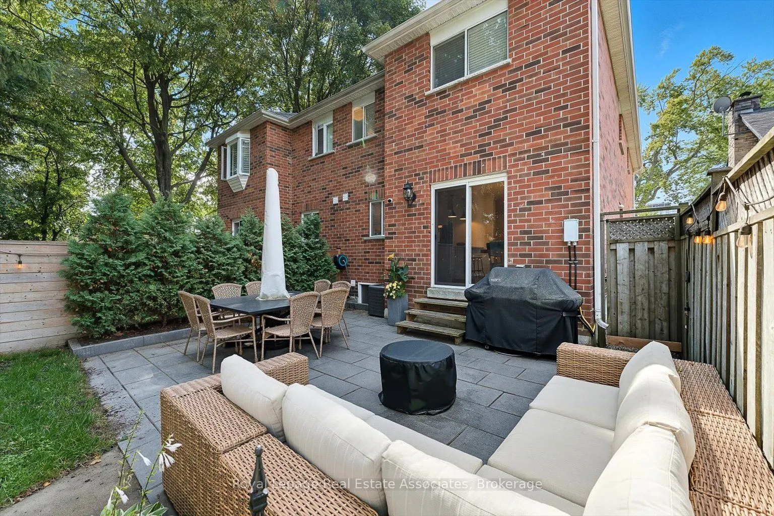 47A Oakwood Avenue N