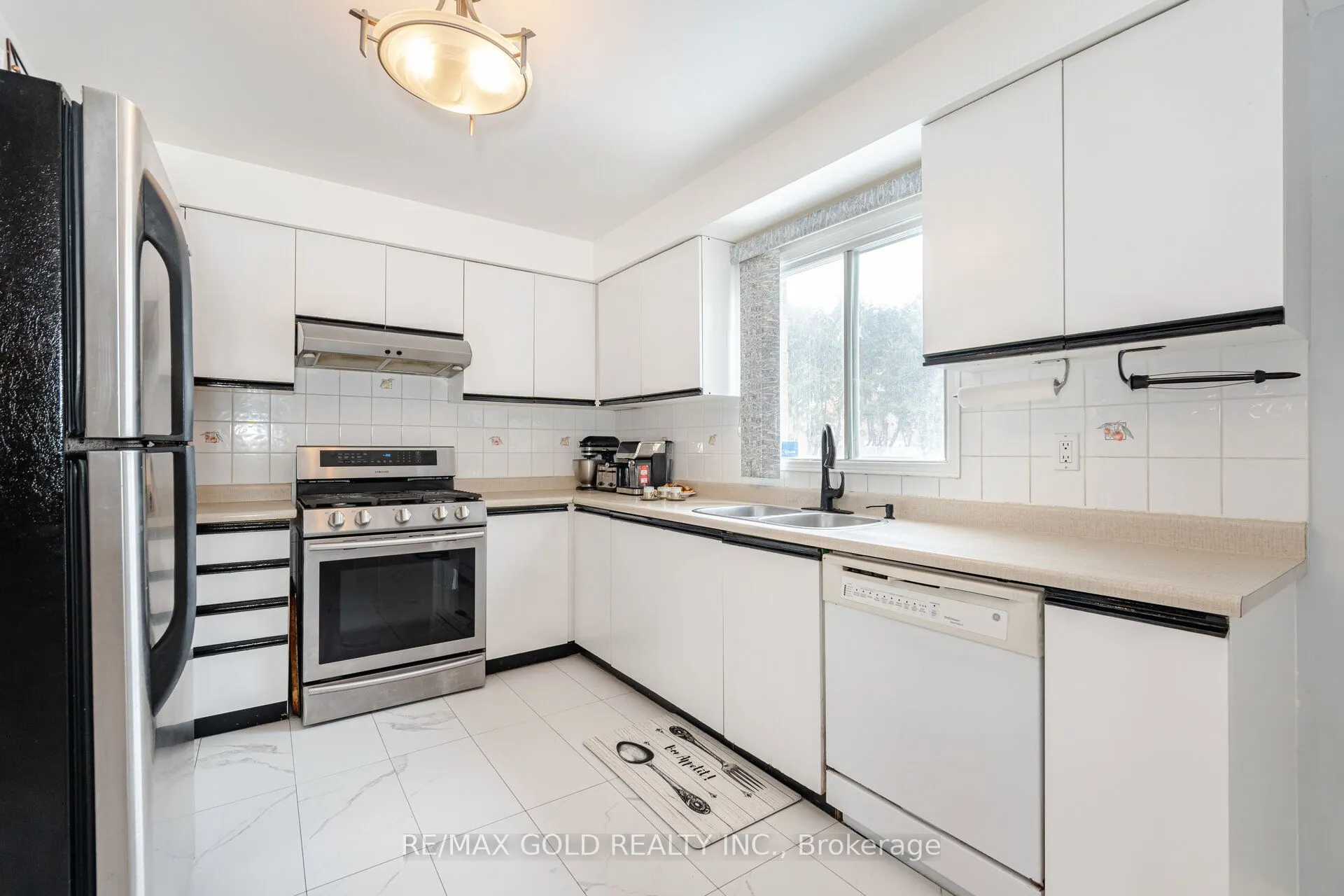 29 Brydon Crescent