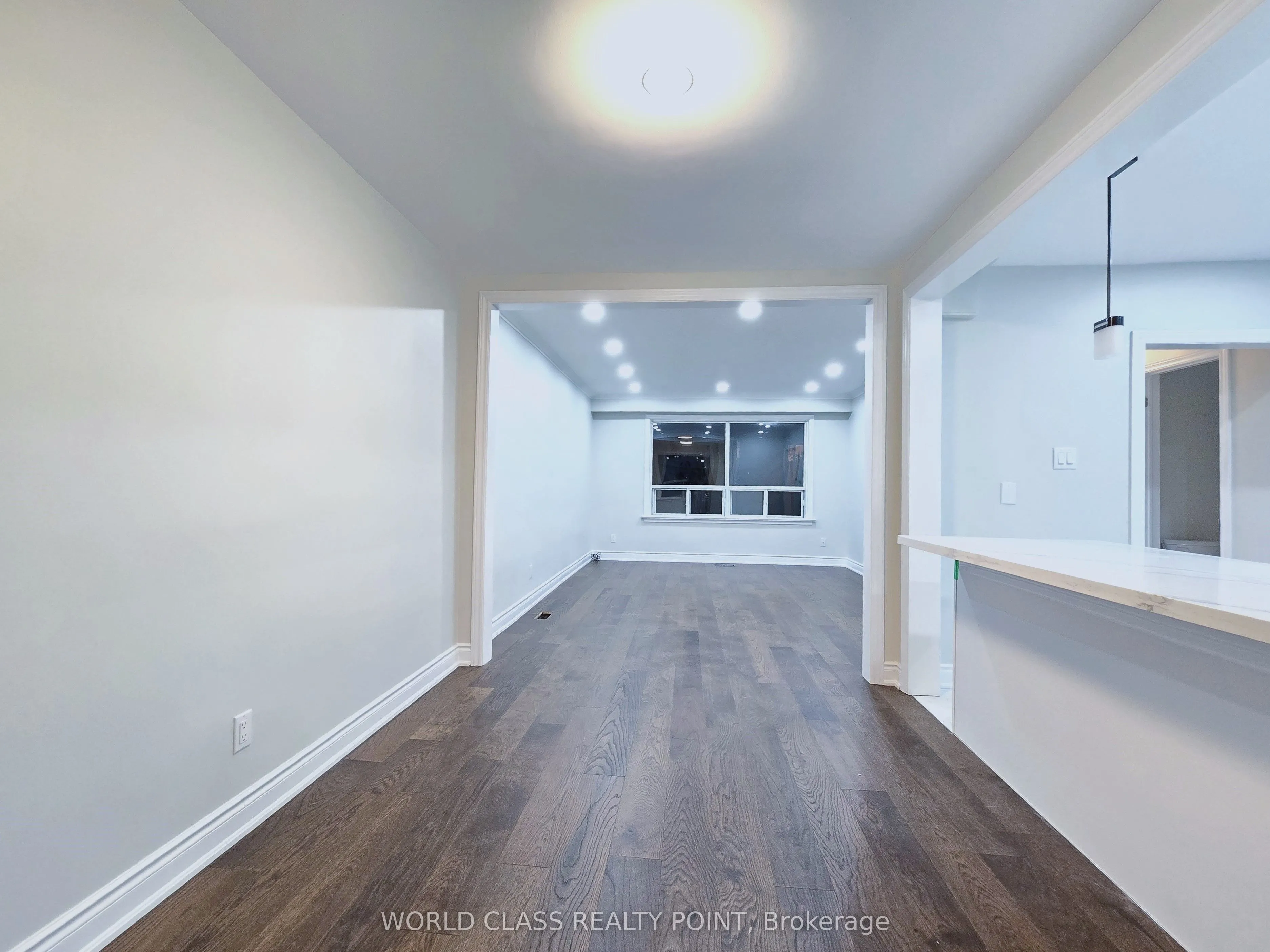 89 Cayuga Avenue