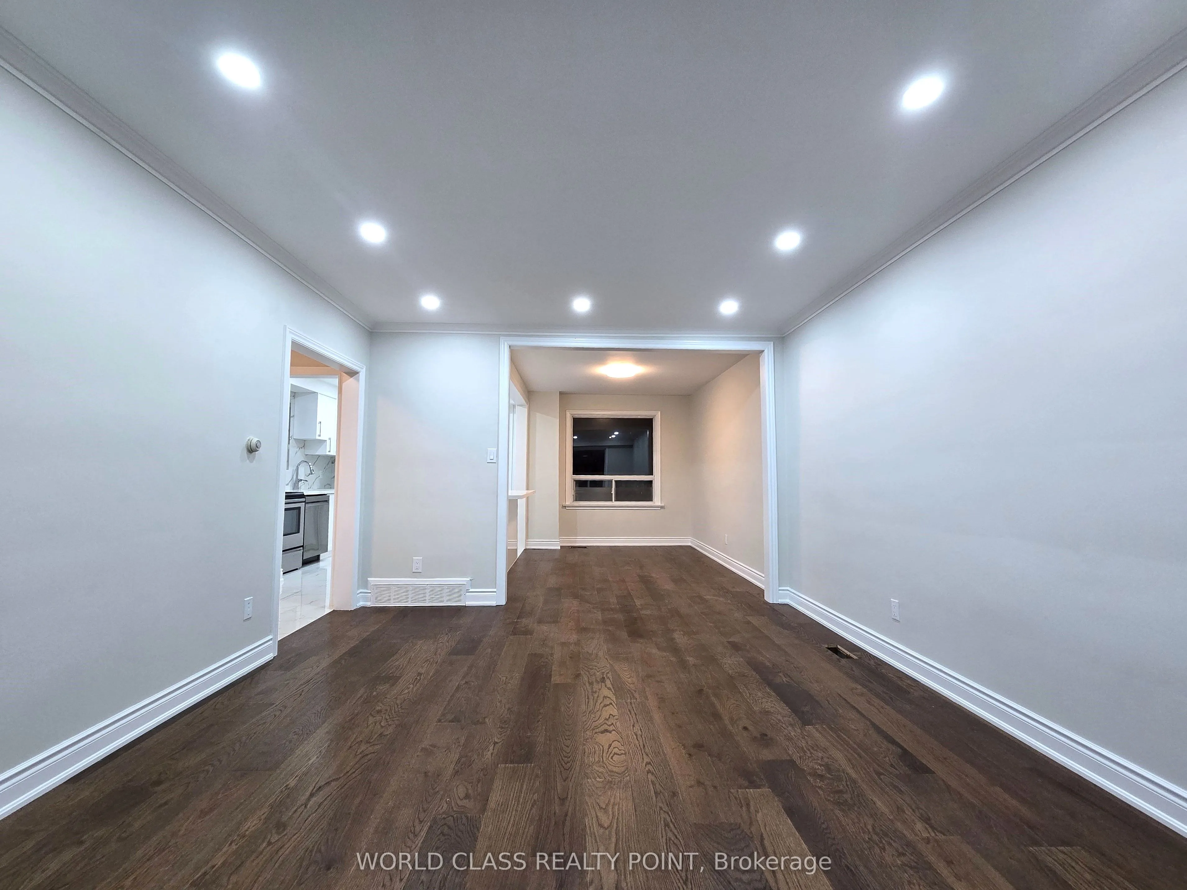 89 Cayuga Avenue