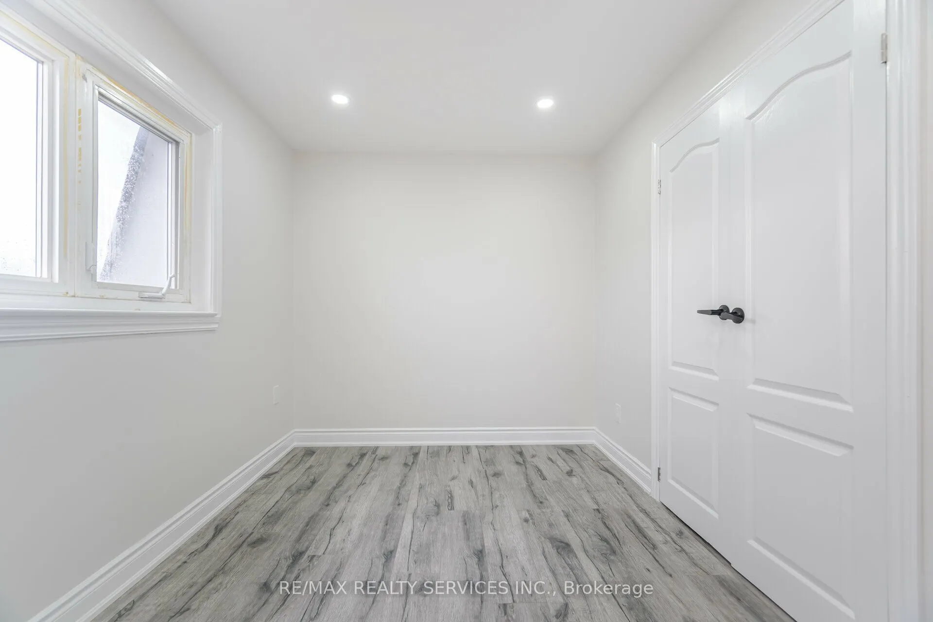 41 Town House Crescent, #119