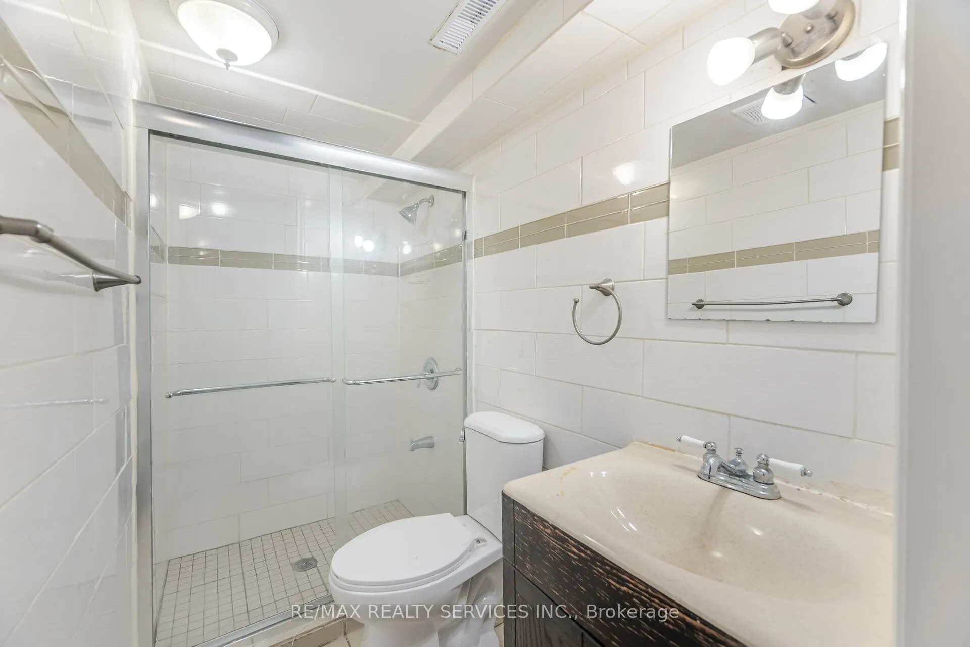 41 Town House Crescent, #119
