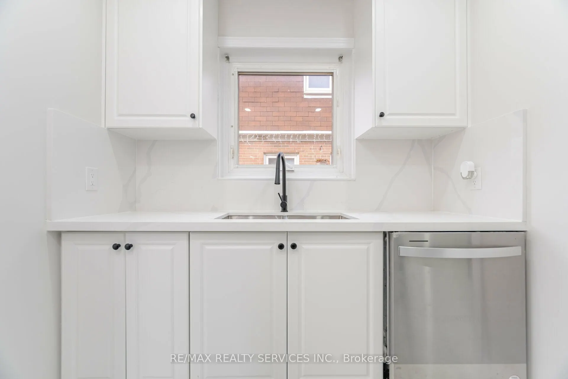 41 Town House Crescent, #119