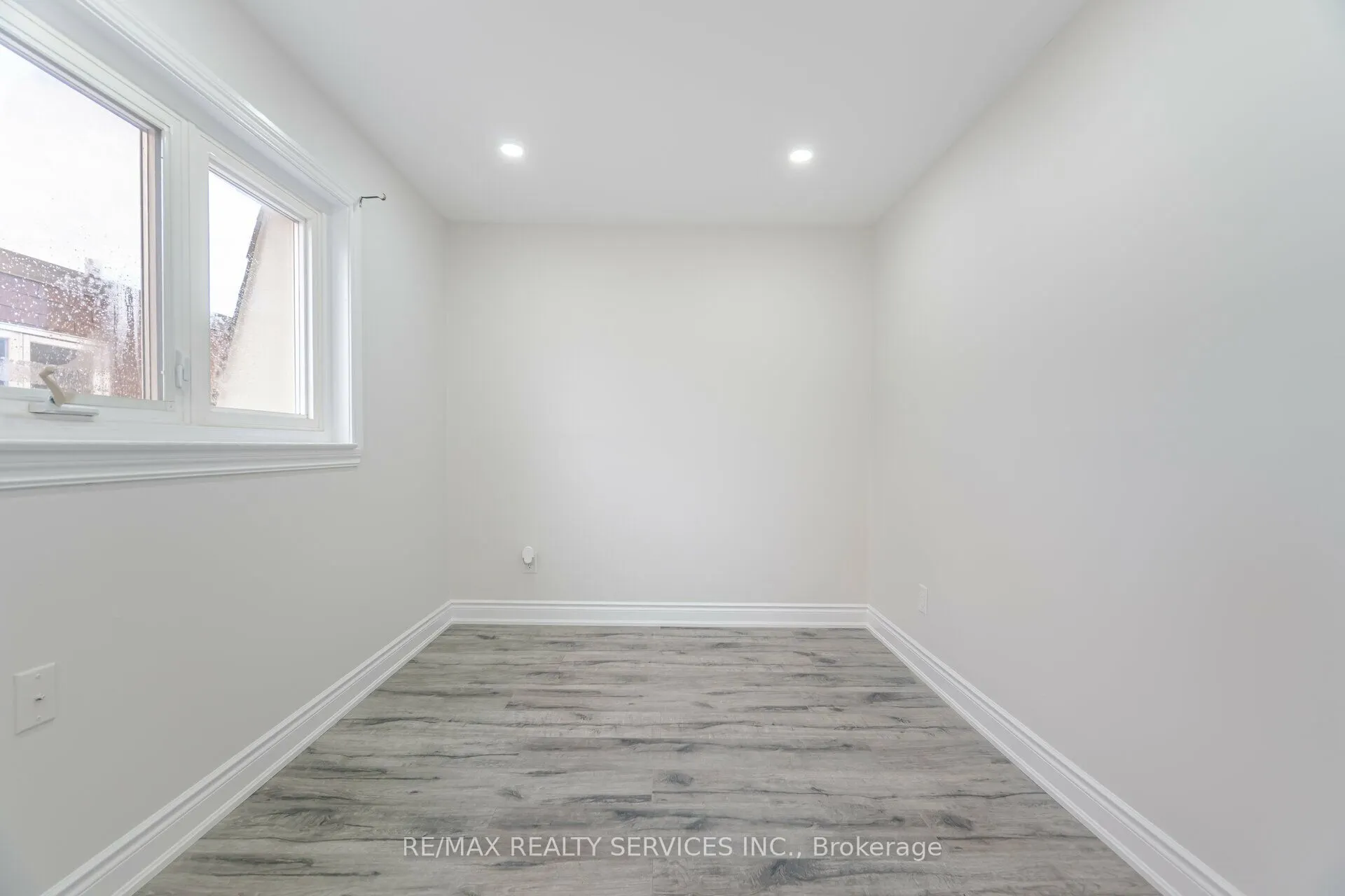 41 Town House Crescent, #119