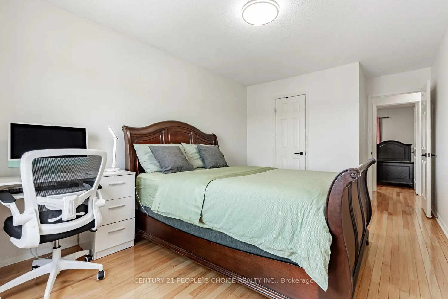 27 West Dean Park Drive, #5