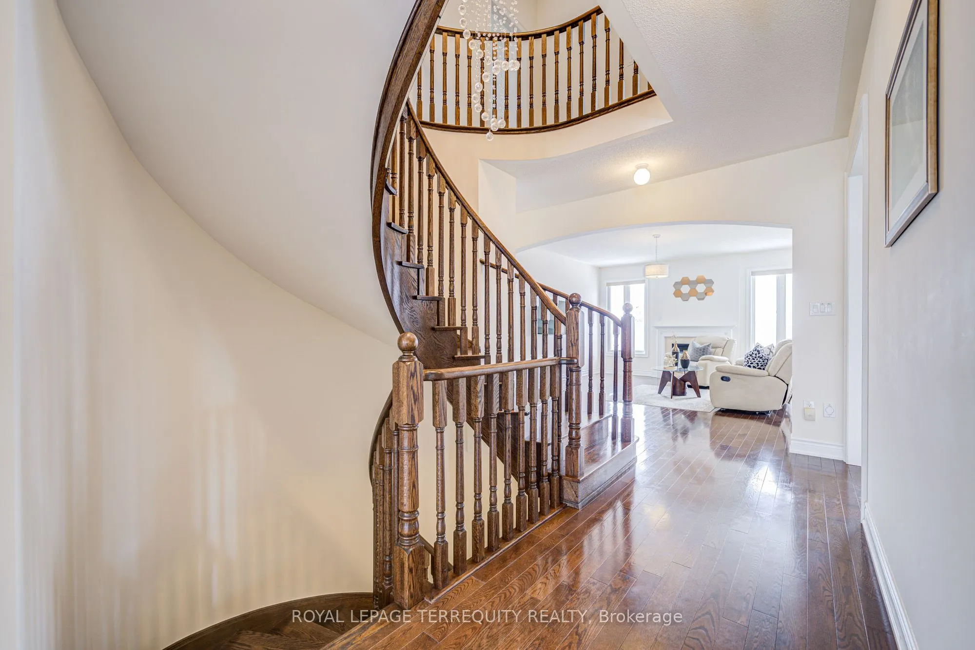 32 Mistyglen Crescent