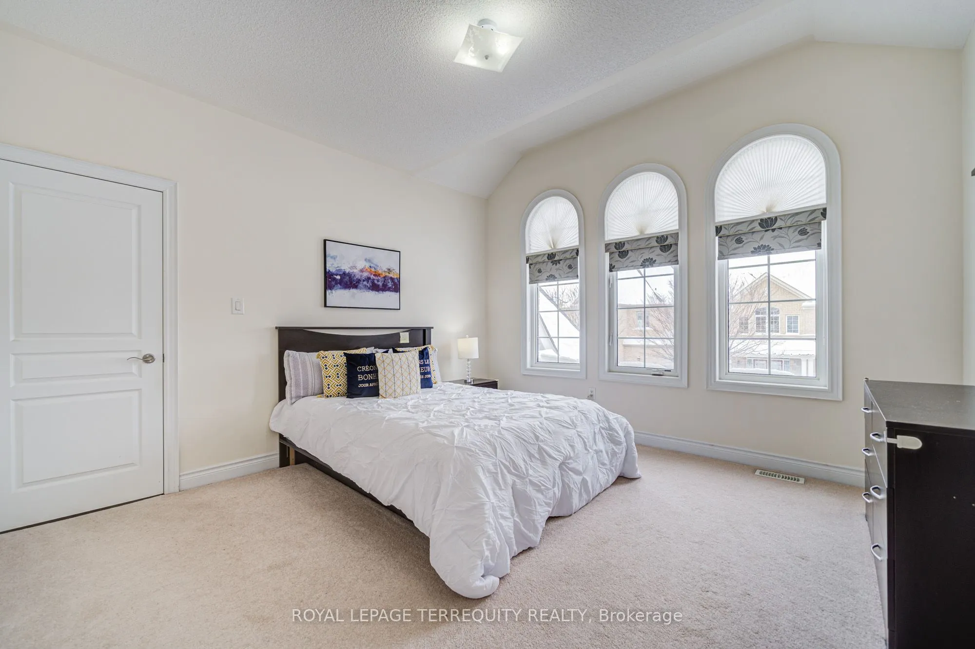 32 Mistyglen Crescent
