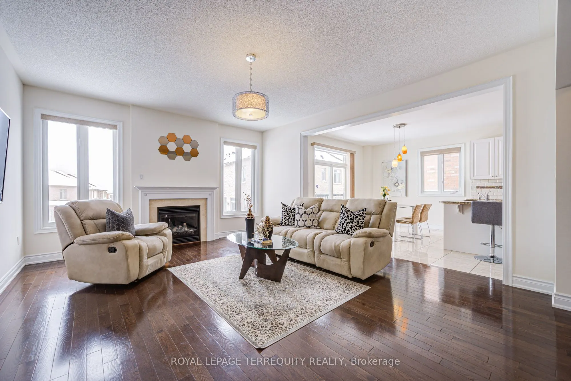 32 Mistyglen Crescent
