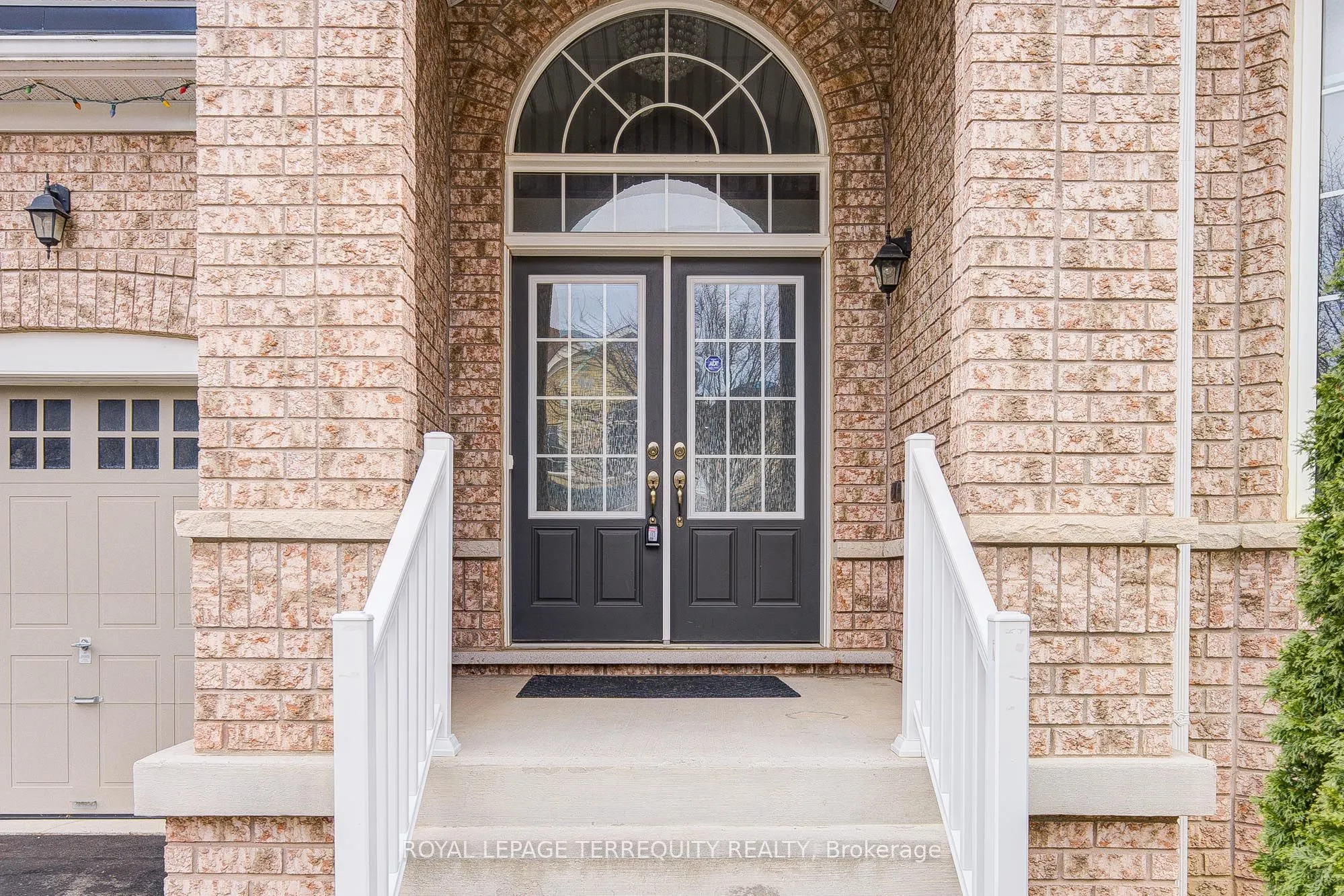 32 Mistyglen Crescent