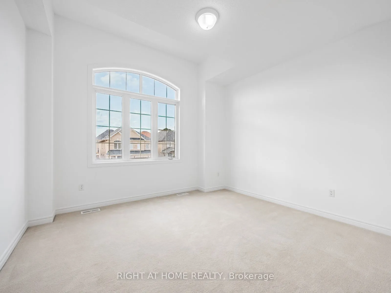 9 Lisson Crescent