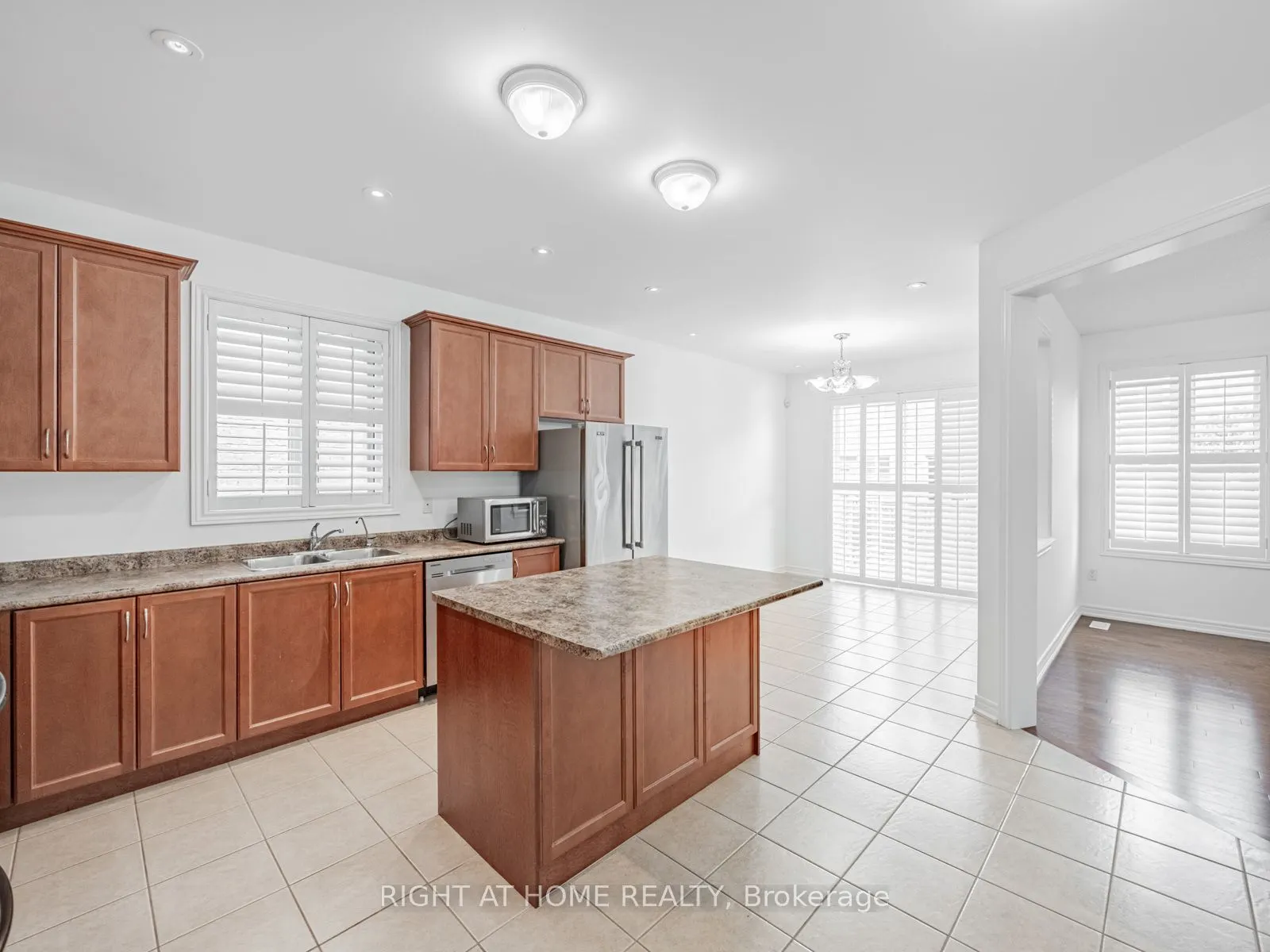 9 Lisson Crescent