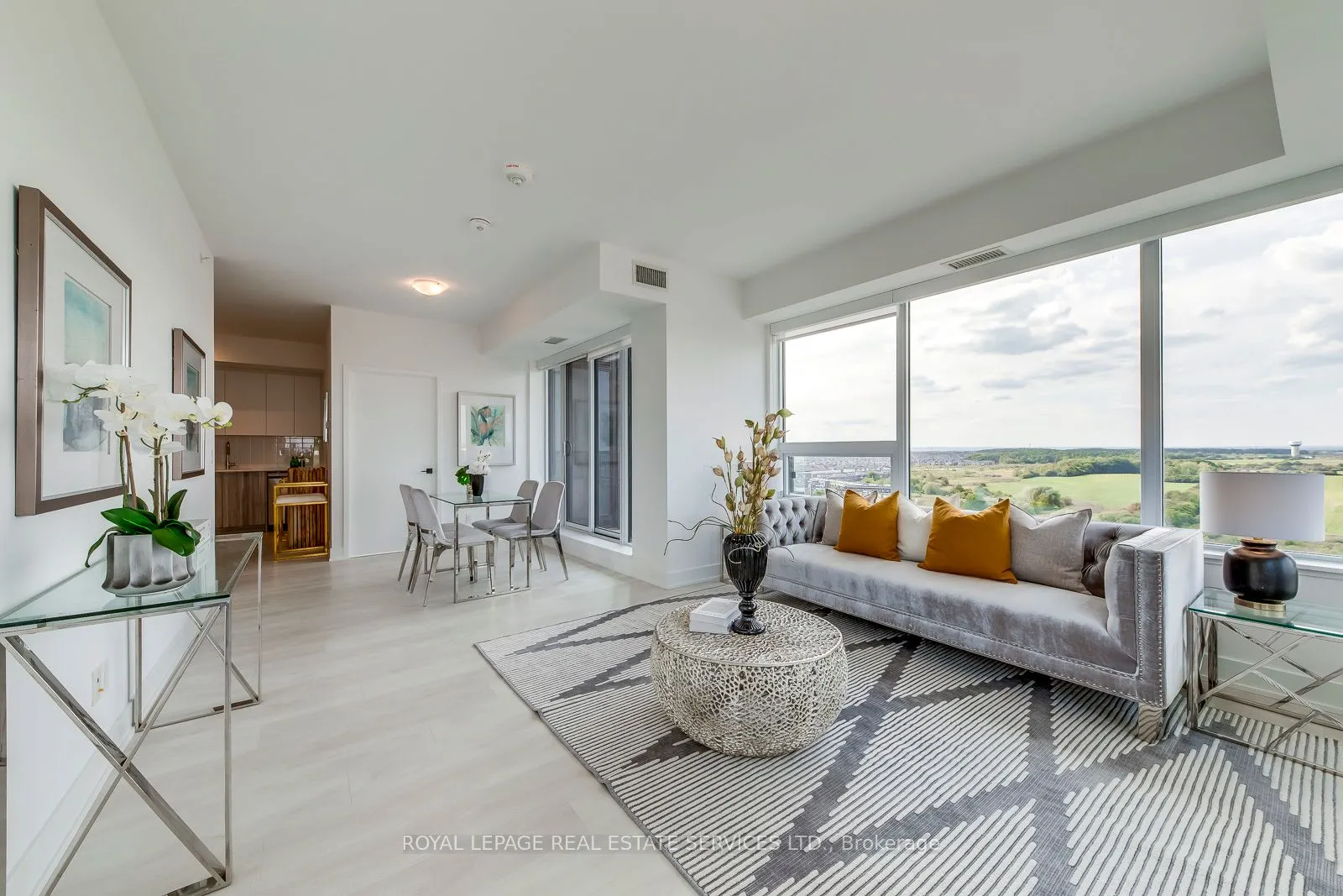 2489 Taunton Drive, #1318