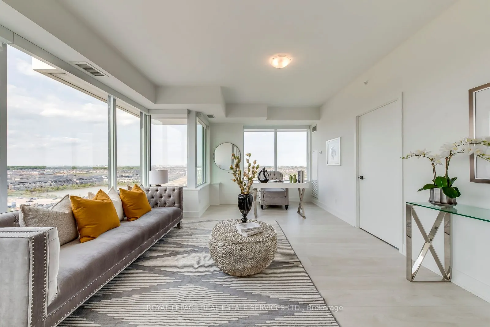 2489 Taunton Drive, #1318