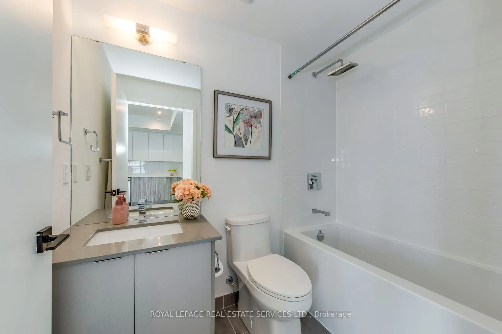 2489 Taunton Drive, #1318