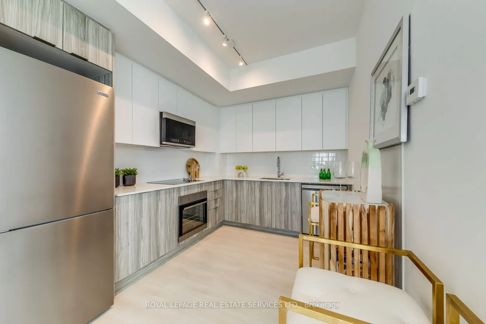 2489 Taunton Drive, #1318