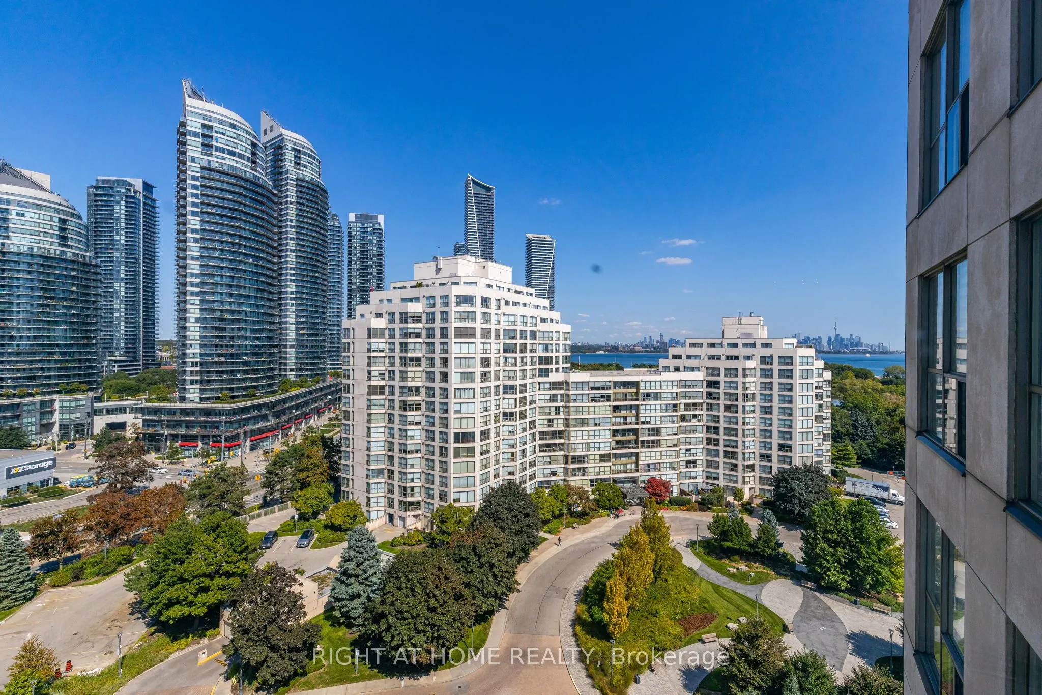 2267 Lake Shore Boulevard W, #1306