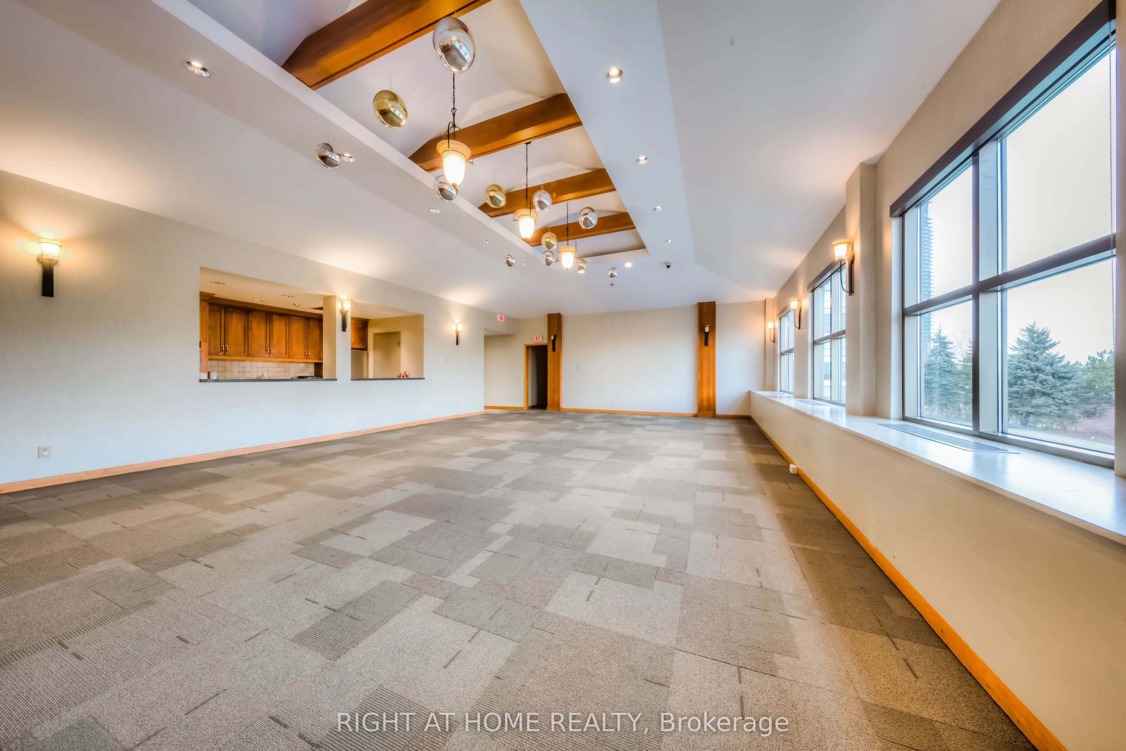 2267 Lake Shore Boulevard W, #1306