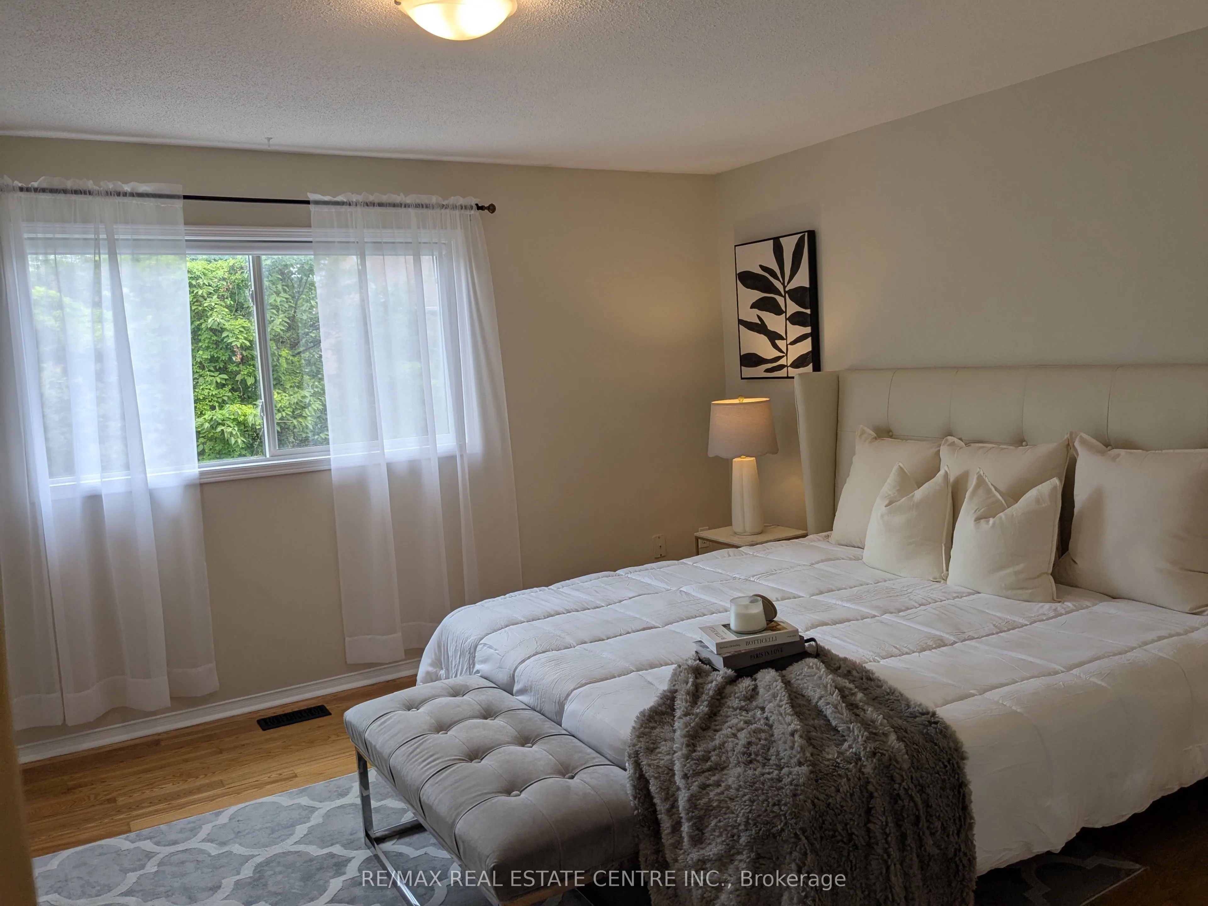 5030 Heatherleigh Avenue, #150